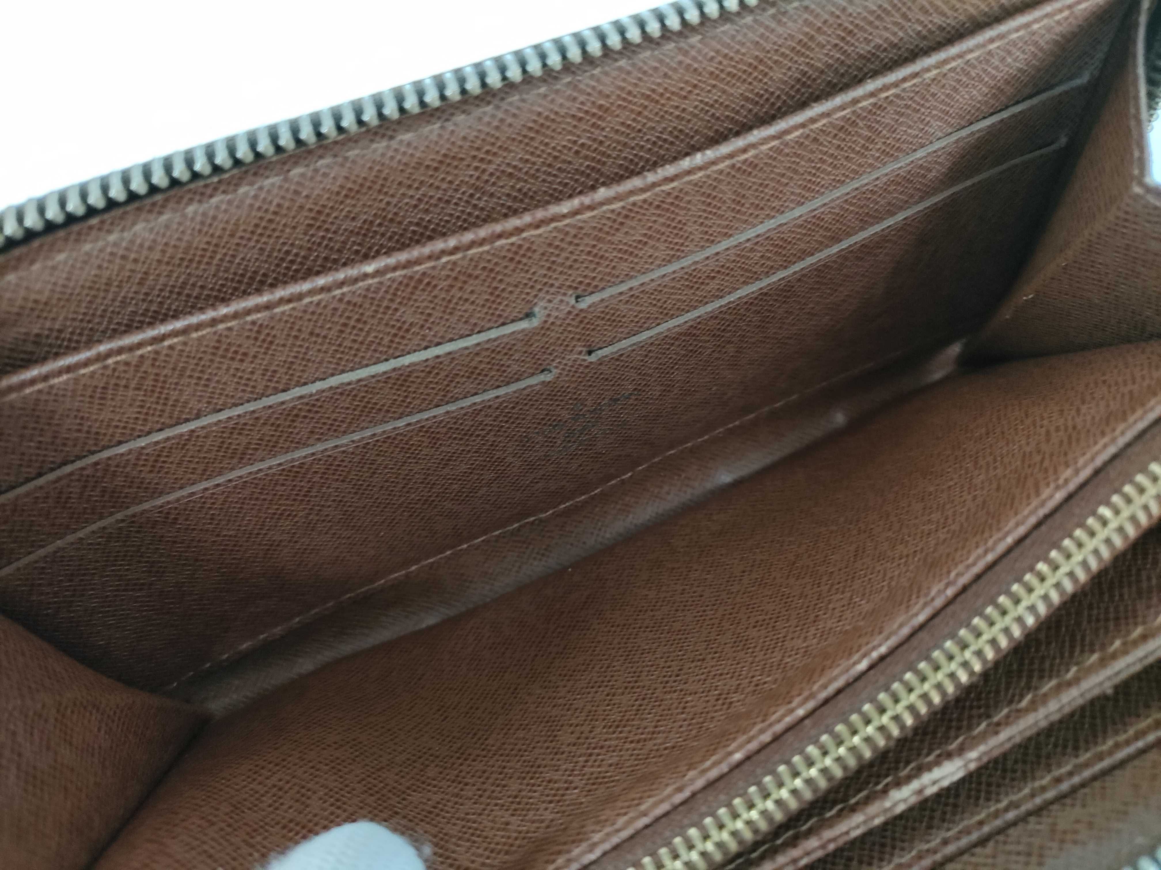 Monogram Louis Vuitton Zippy Wallet — view 11
