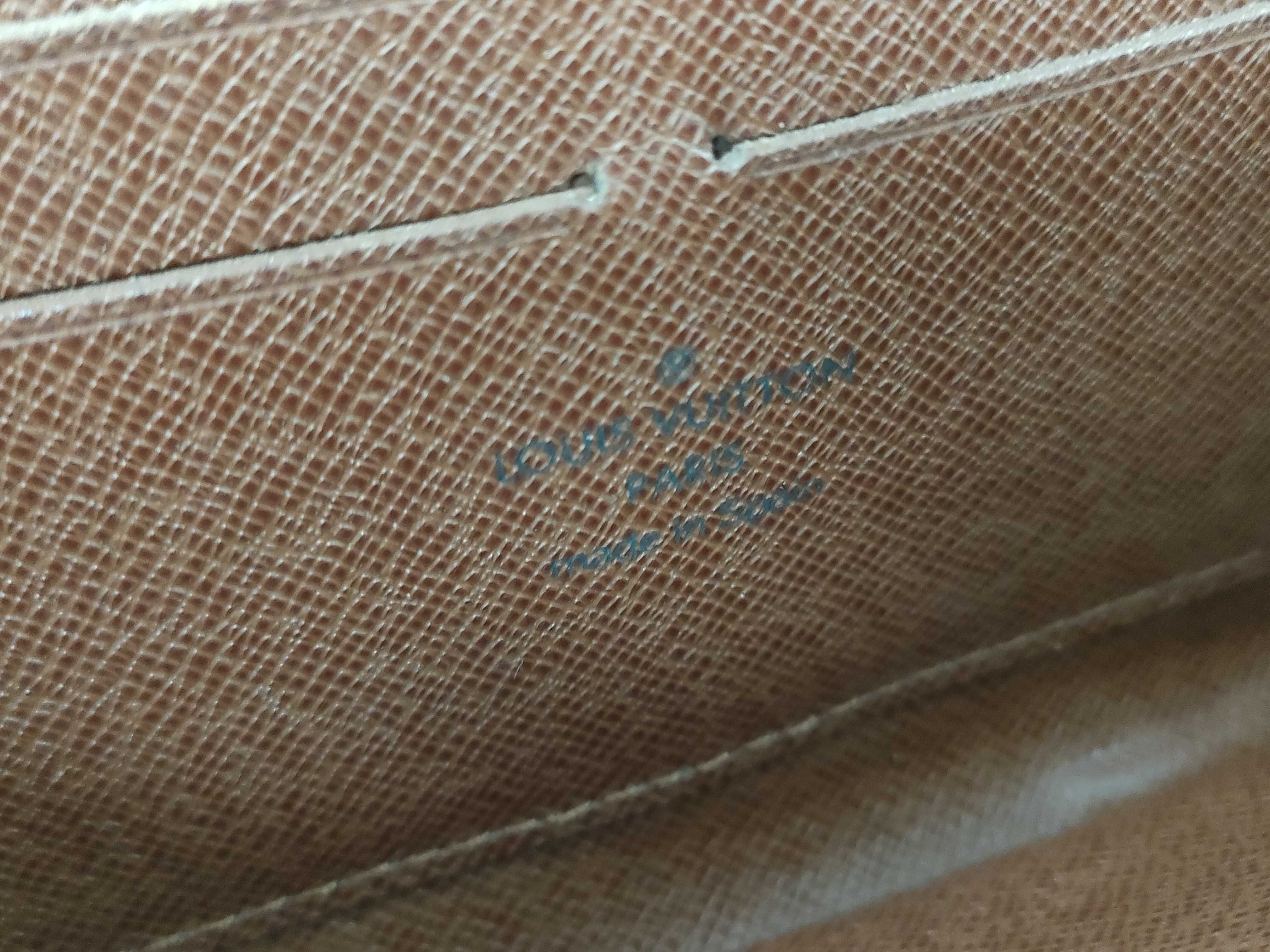 Monogram Louis Vuitton Zippy Wallet — view 13