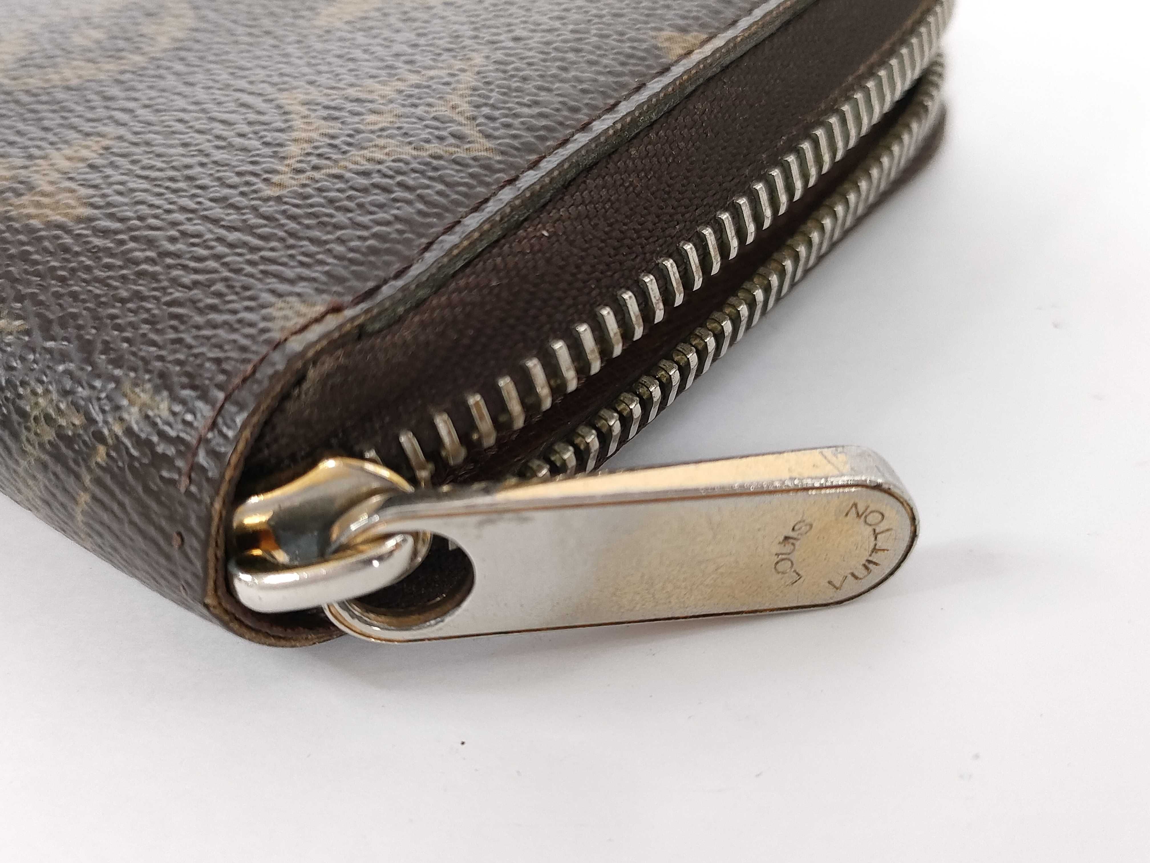 Monogram Louis Vuitton Zippy Wallet — view 14