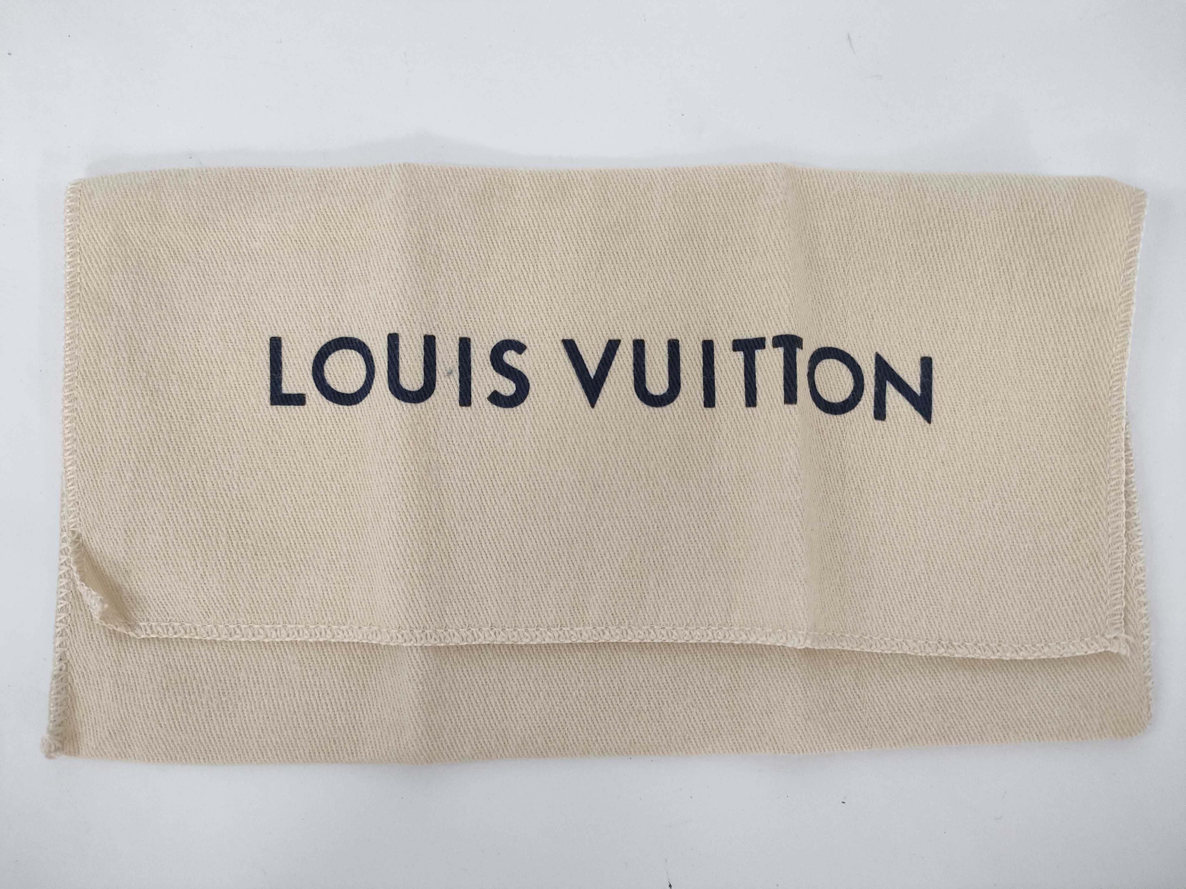 Monogram Louis Vuitton Zippy Wallet — view 15
