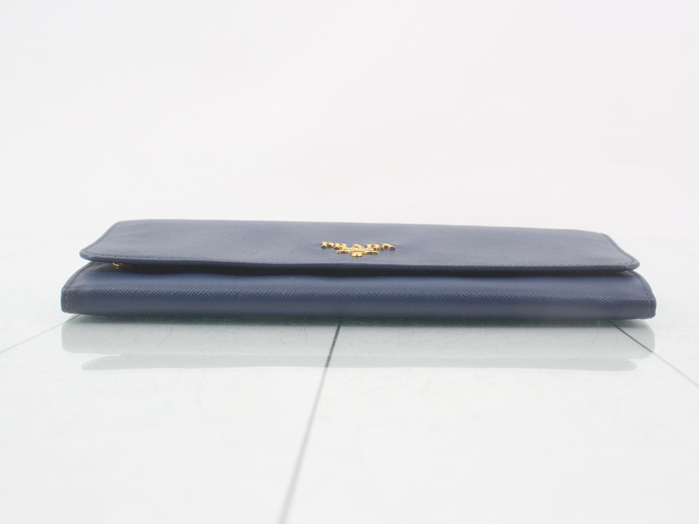 Other lines: Bags and Wallets — view 3