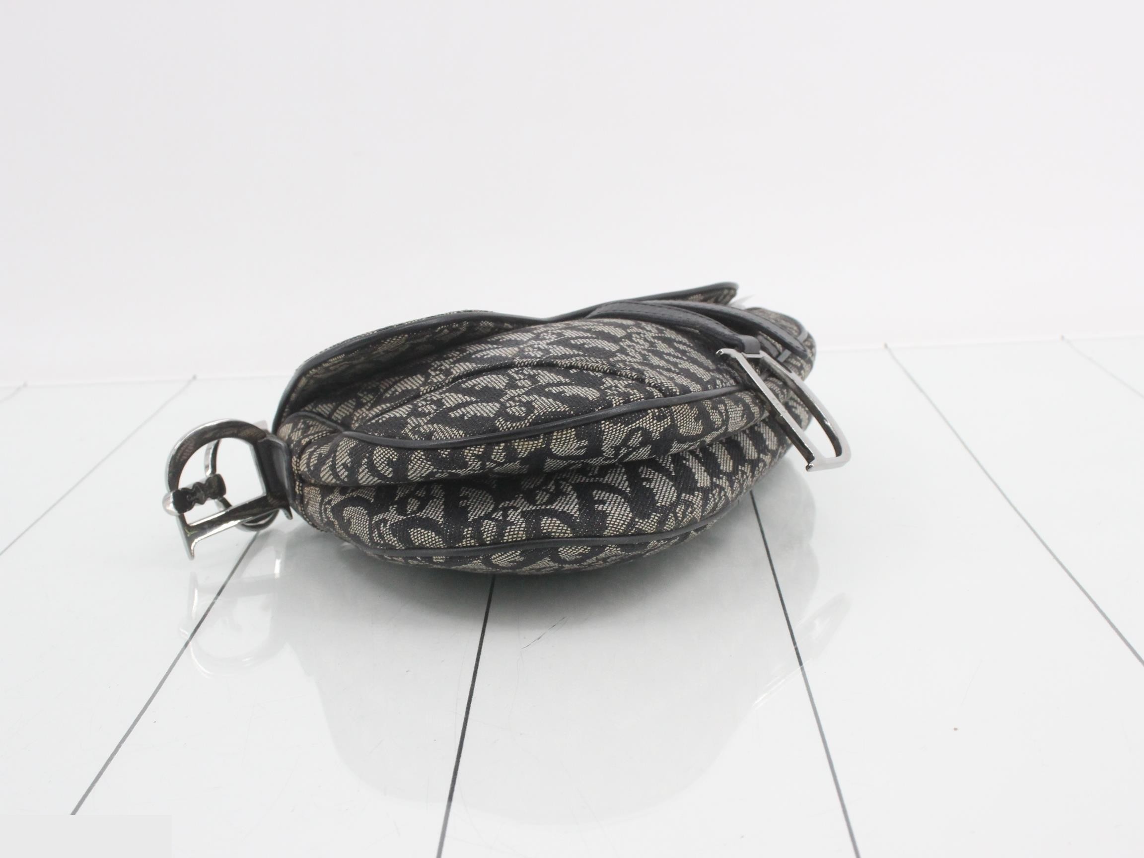 Trotter (bag) - Saddle Shoulder Bag — view 5