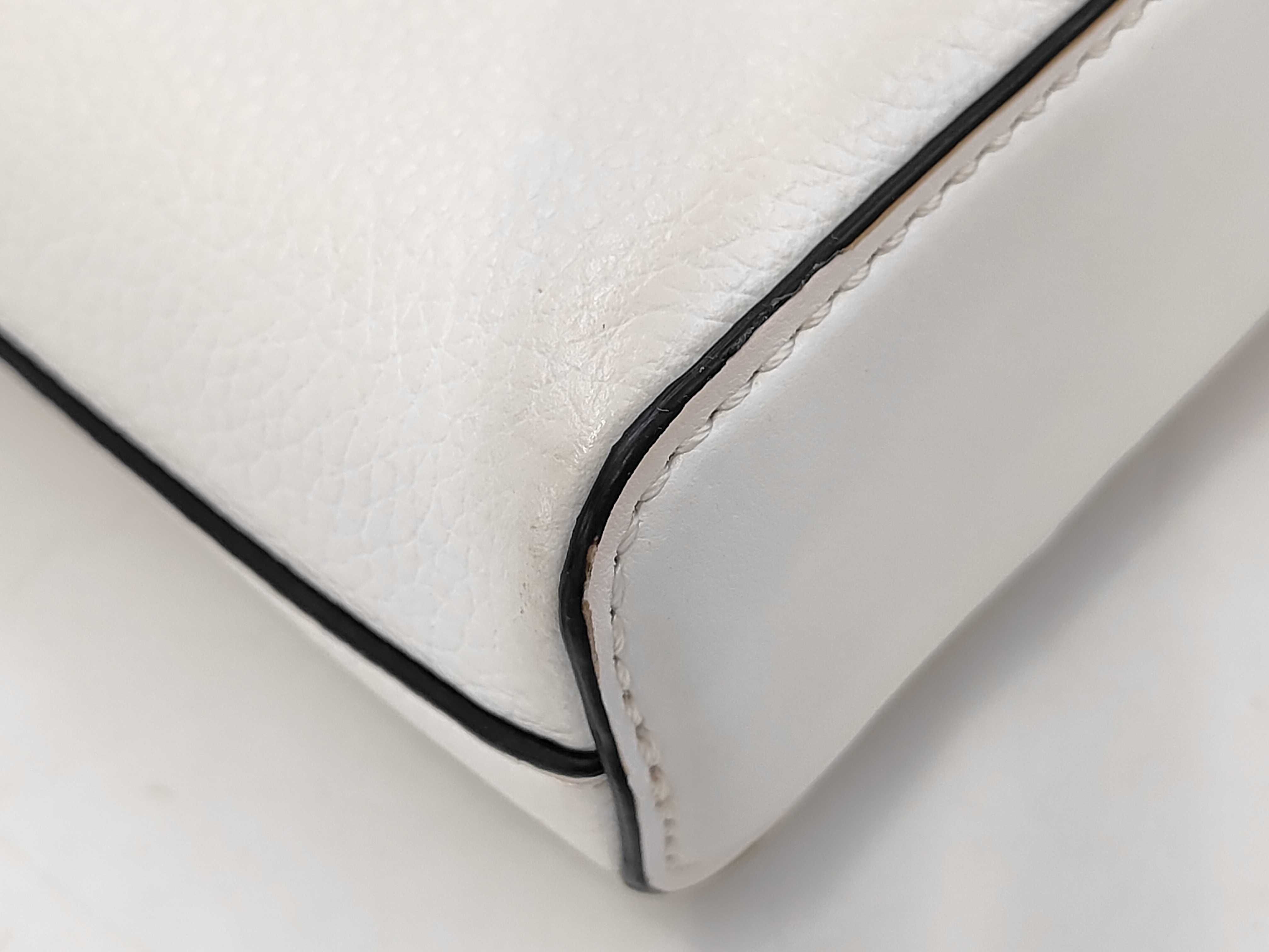 Chain Bag Shoulder Bag — view 3