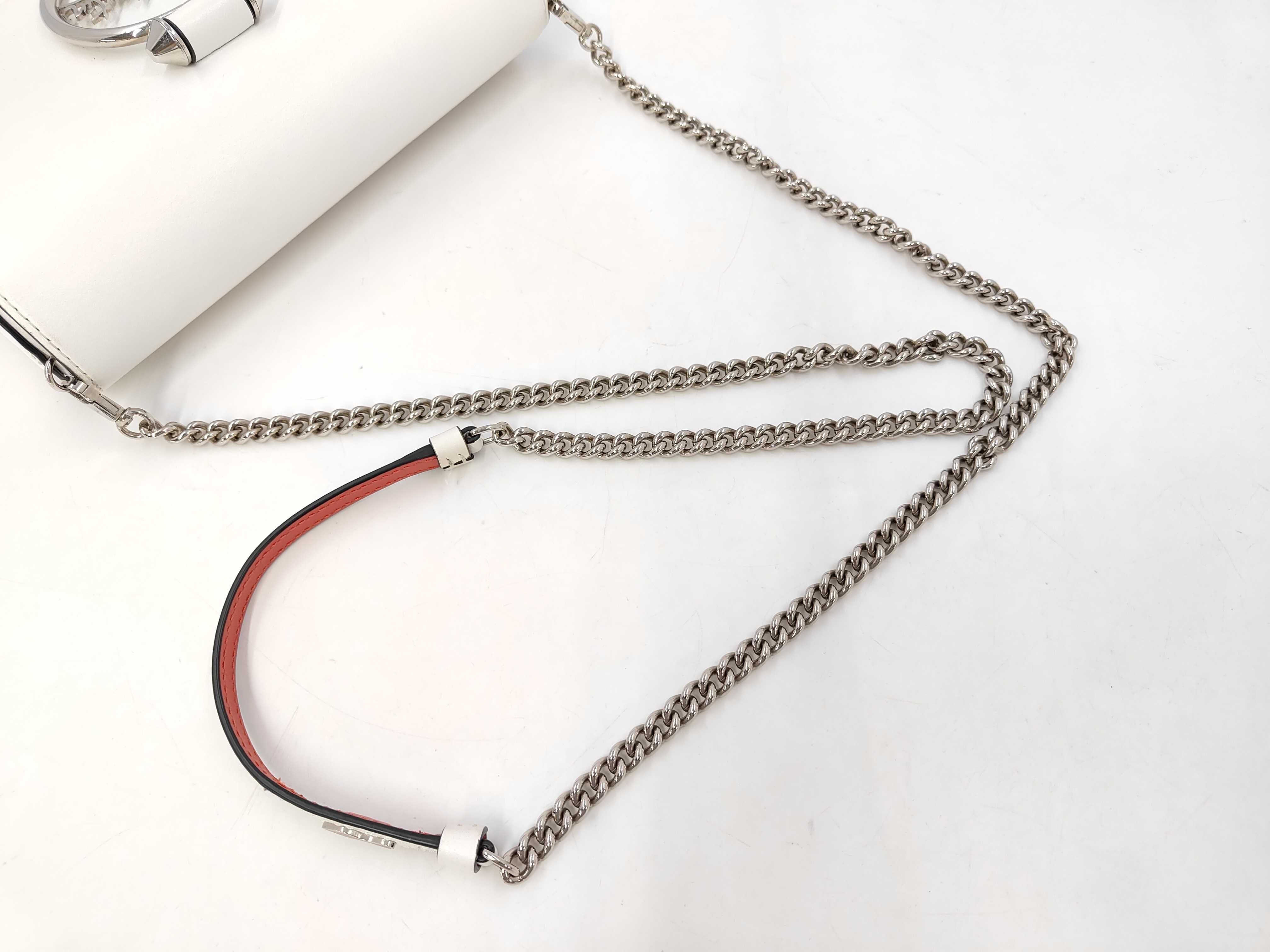 Chain Bag Shoulder Bag — view 5