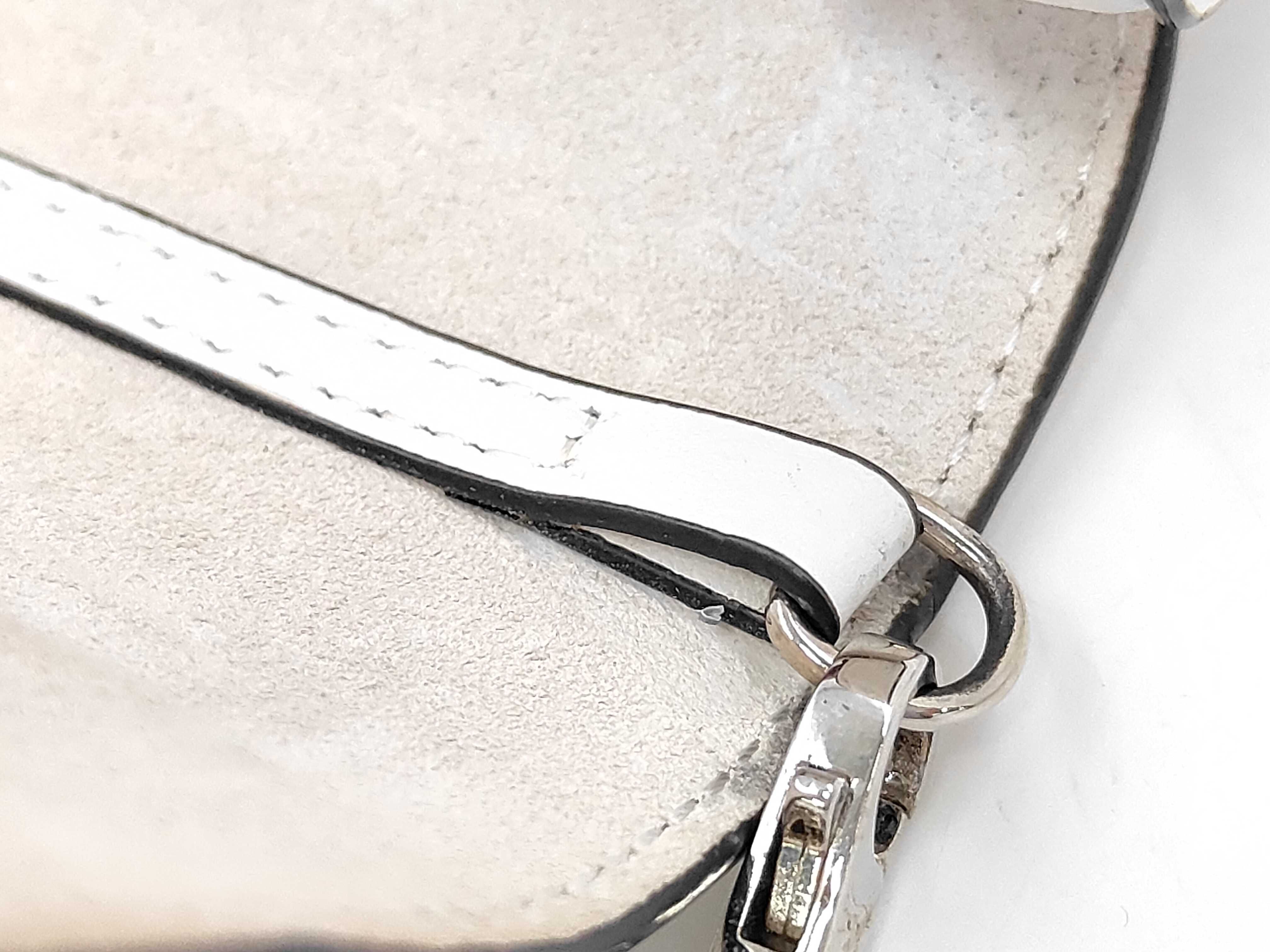 Chain Bag Shoulder Bag — view 7
