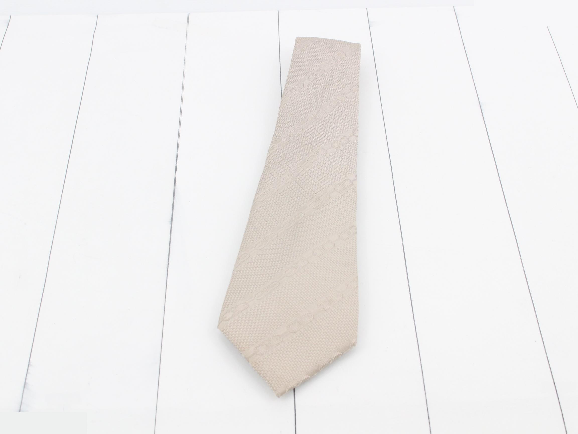 tie