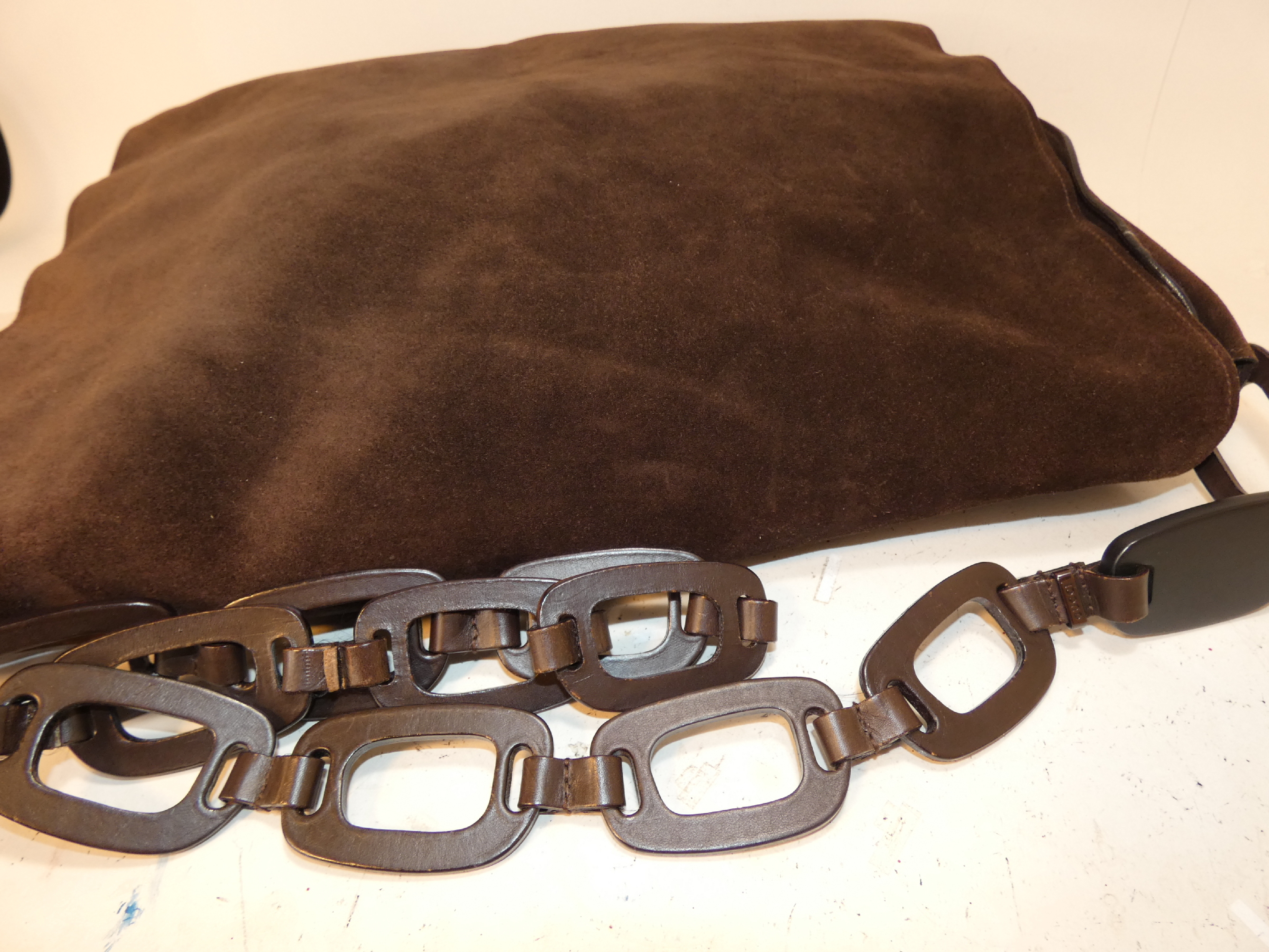 Suede Dark Brown Leather Chain Shoulder Bag — view 4