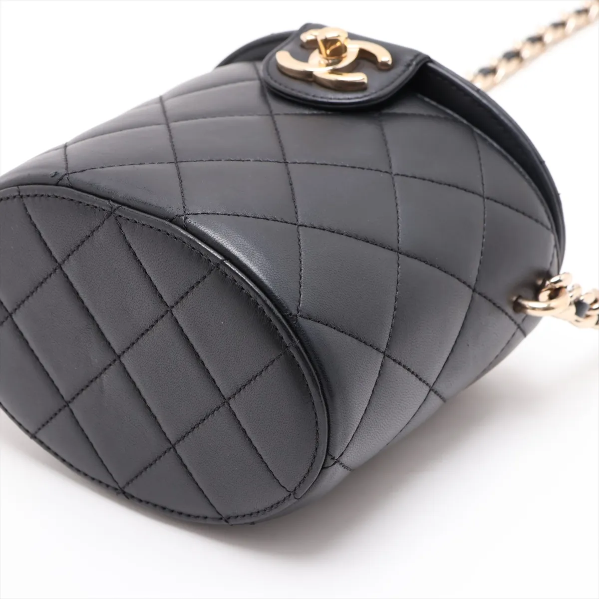 Matelassé Lambskin Chain Shoulder Bag, Black with Gold Hardware, 29260908, Serial Number 29 — view 3