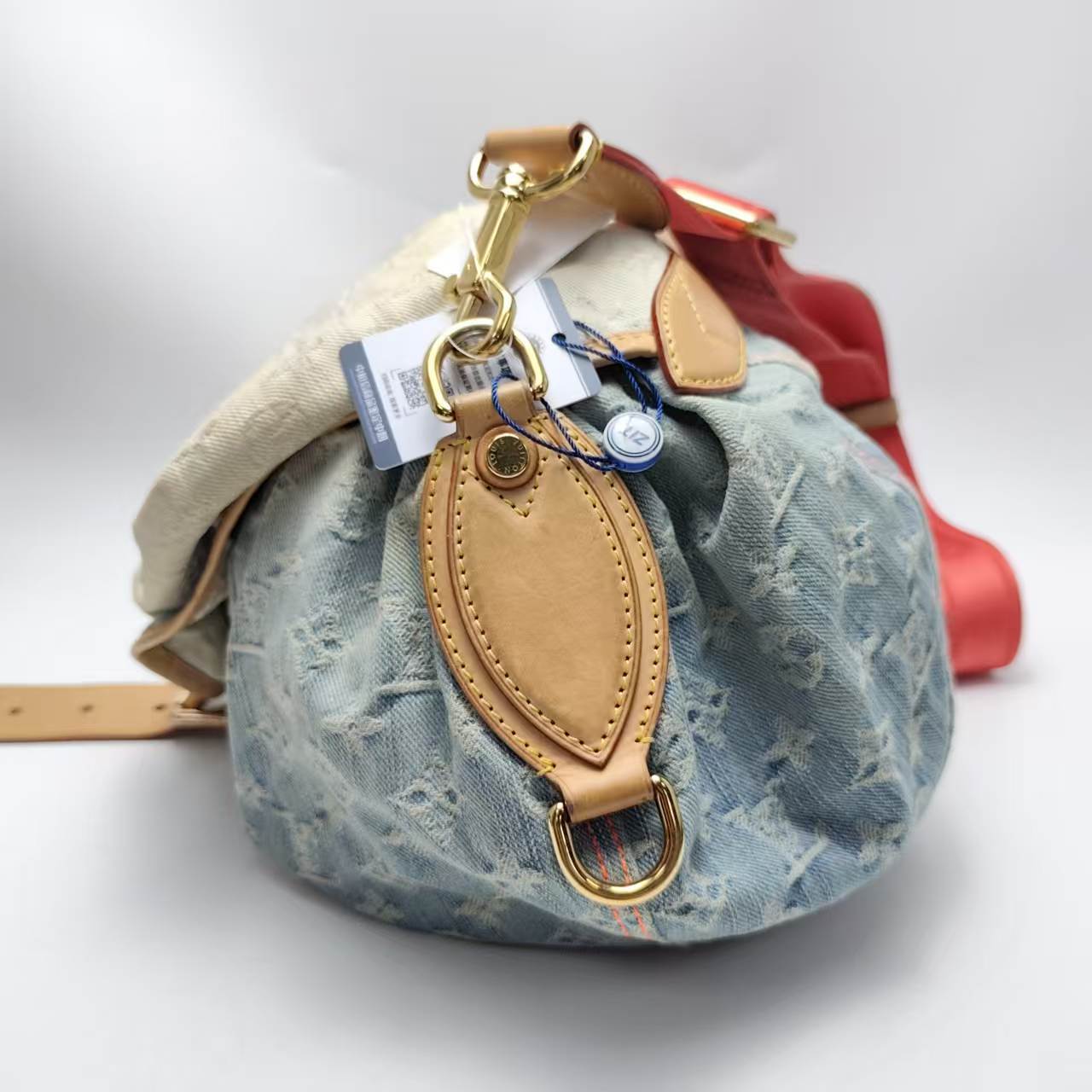 【*Shipped from: China*】LOUIS VUITTON Denim Shoulder Bag — view 4