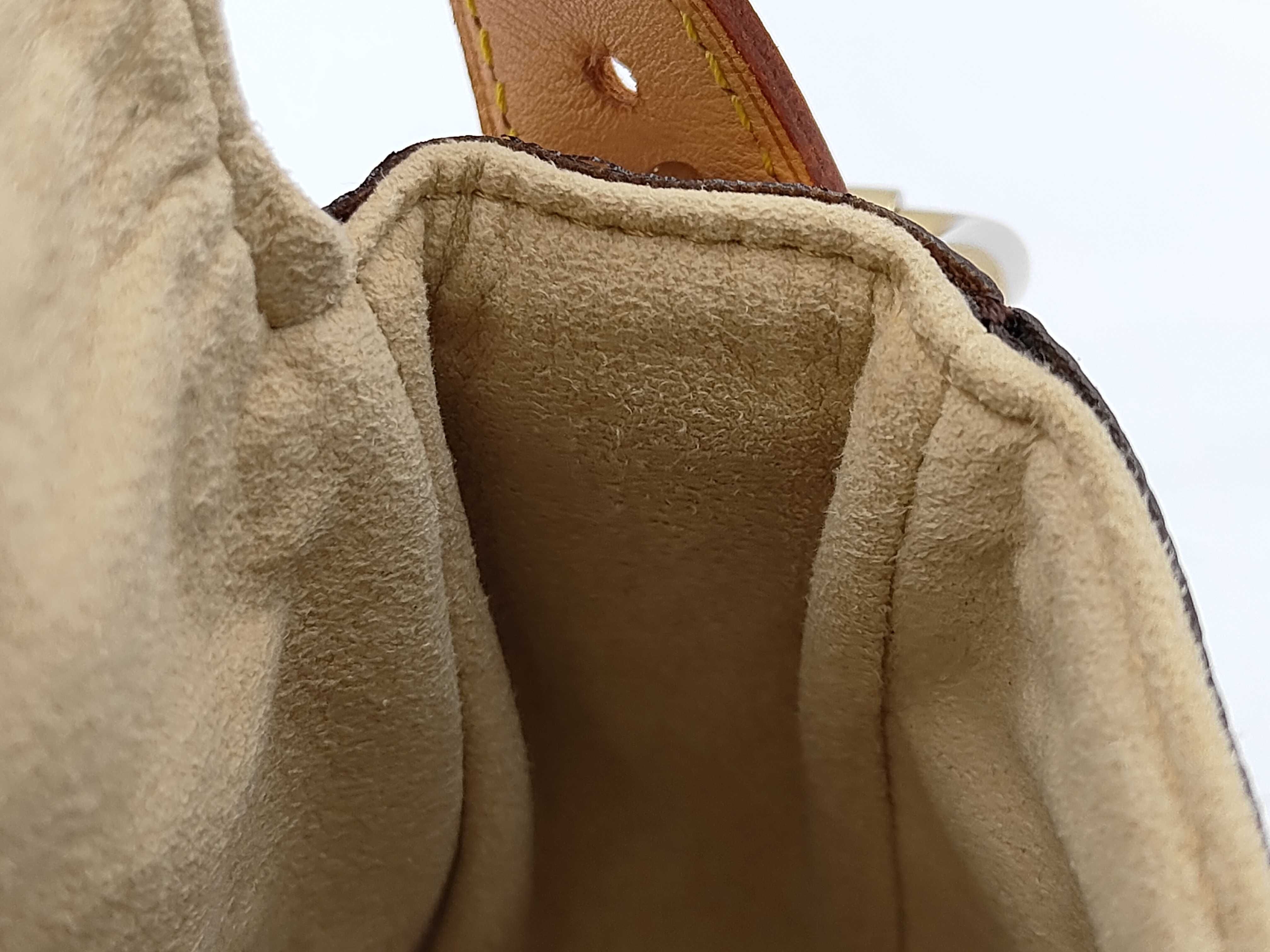Monogram Hudson M40027 Handbag — view 9