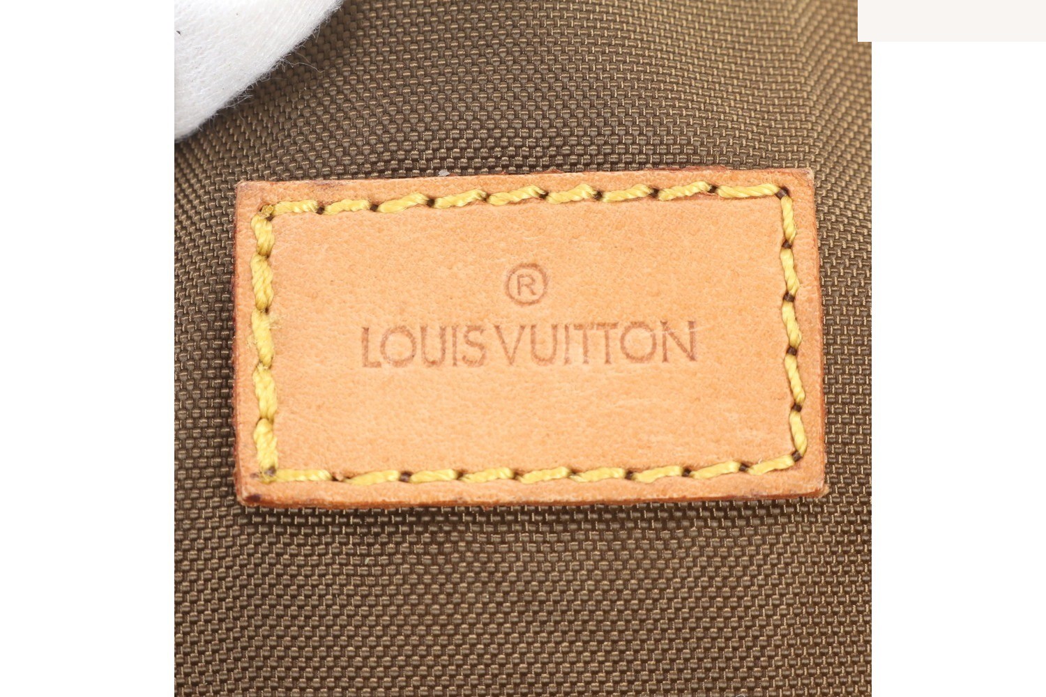 Leather Garment Cover, Crossbody Shoulder Suitcase — view 9