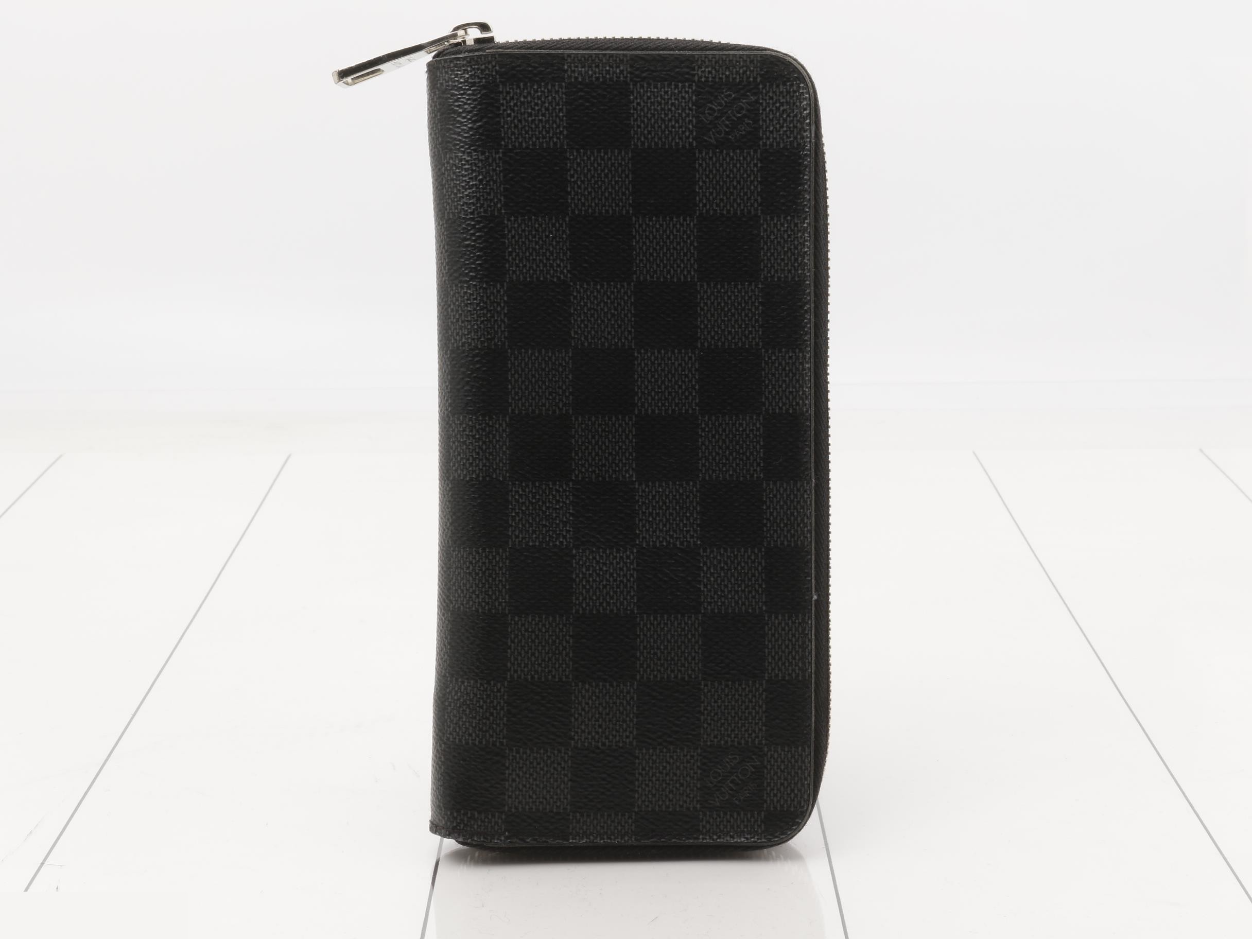 Zippy Wallet Vertical