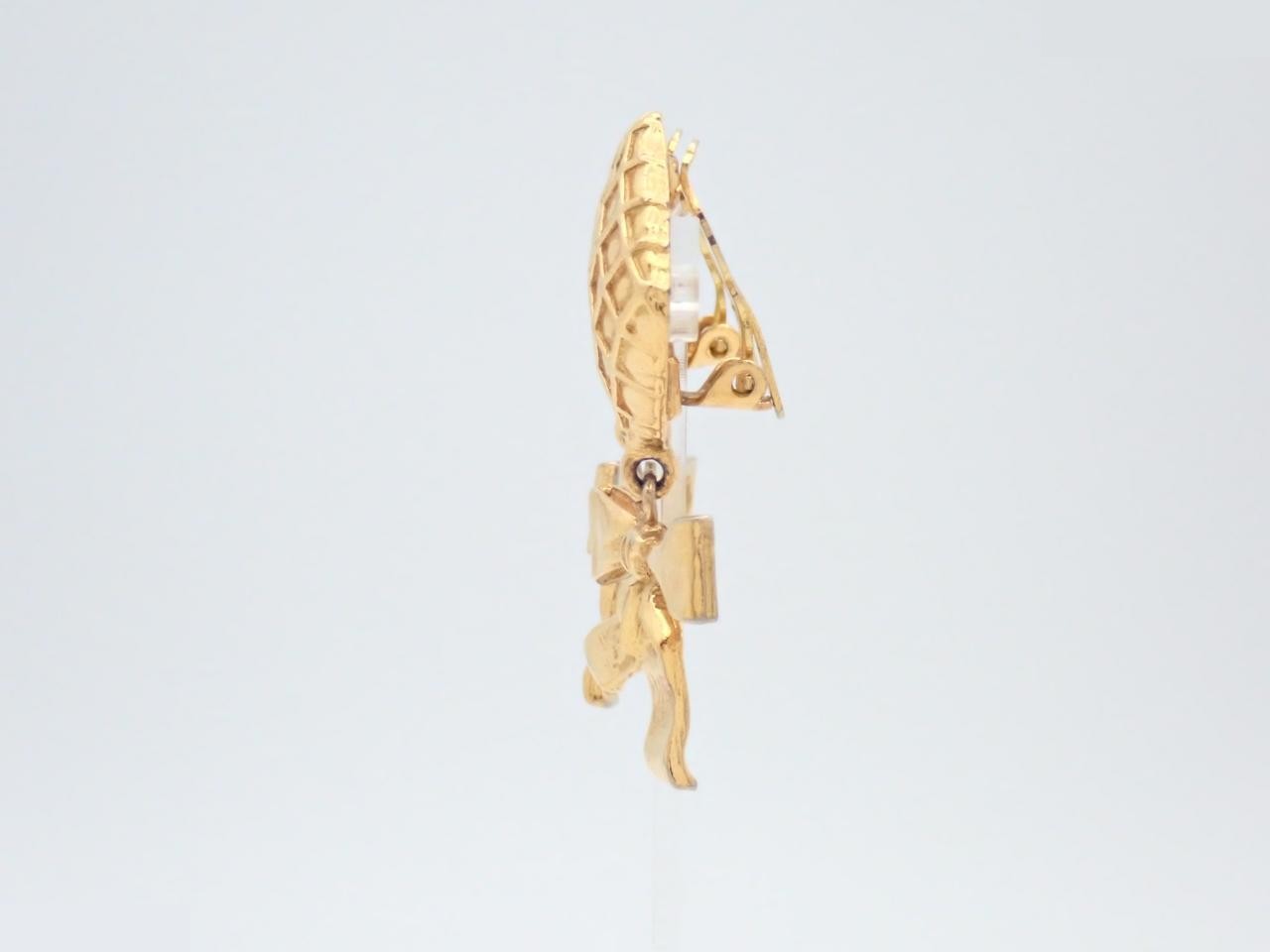 ribbon — view 3