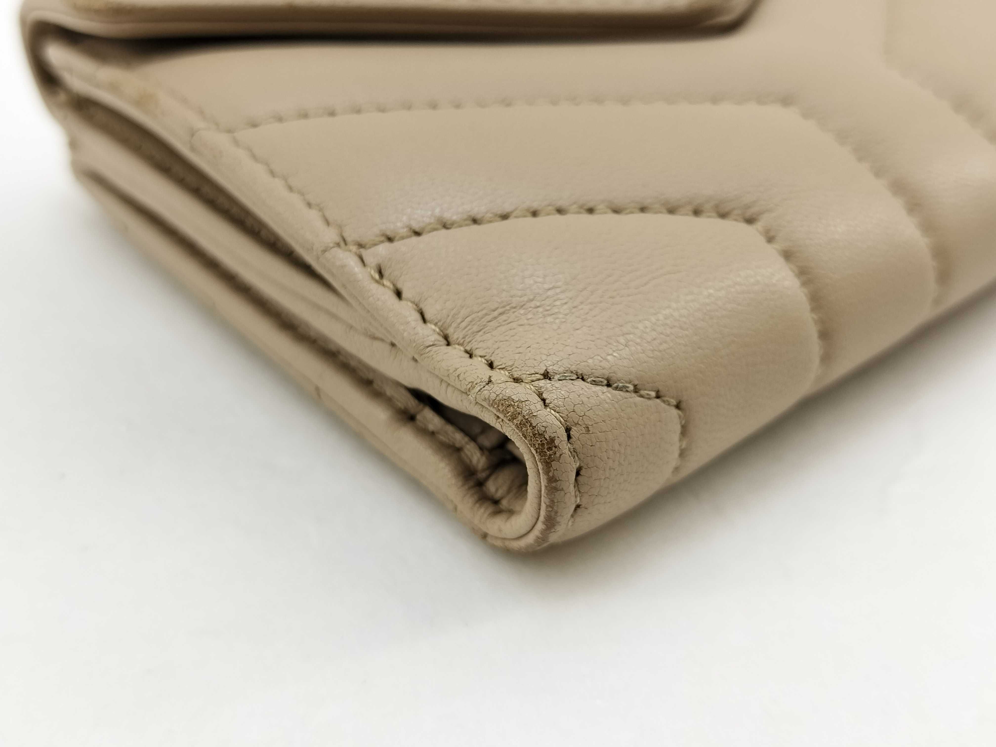 wallet — view 6