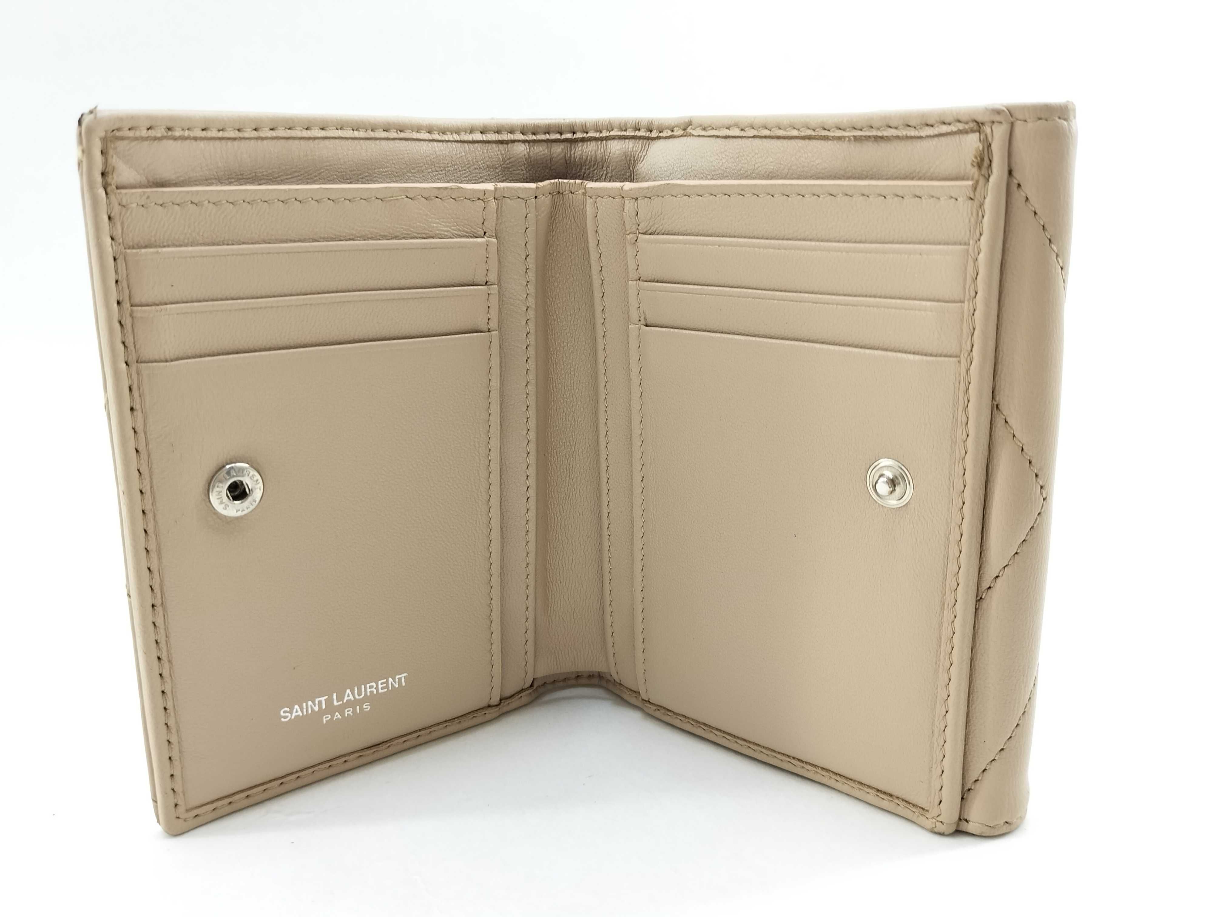 wallet — view 9