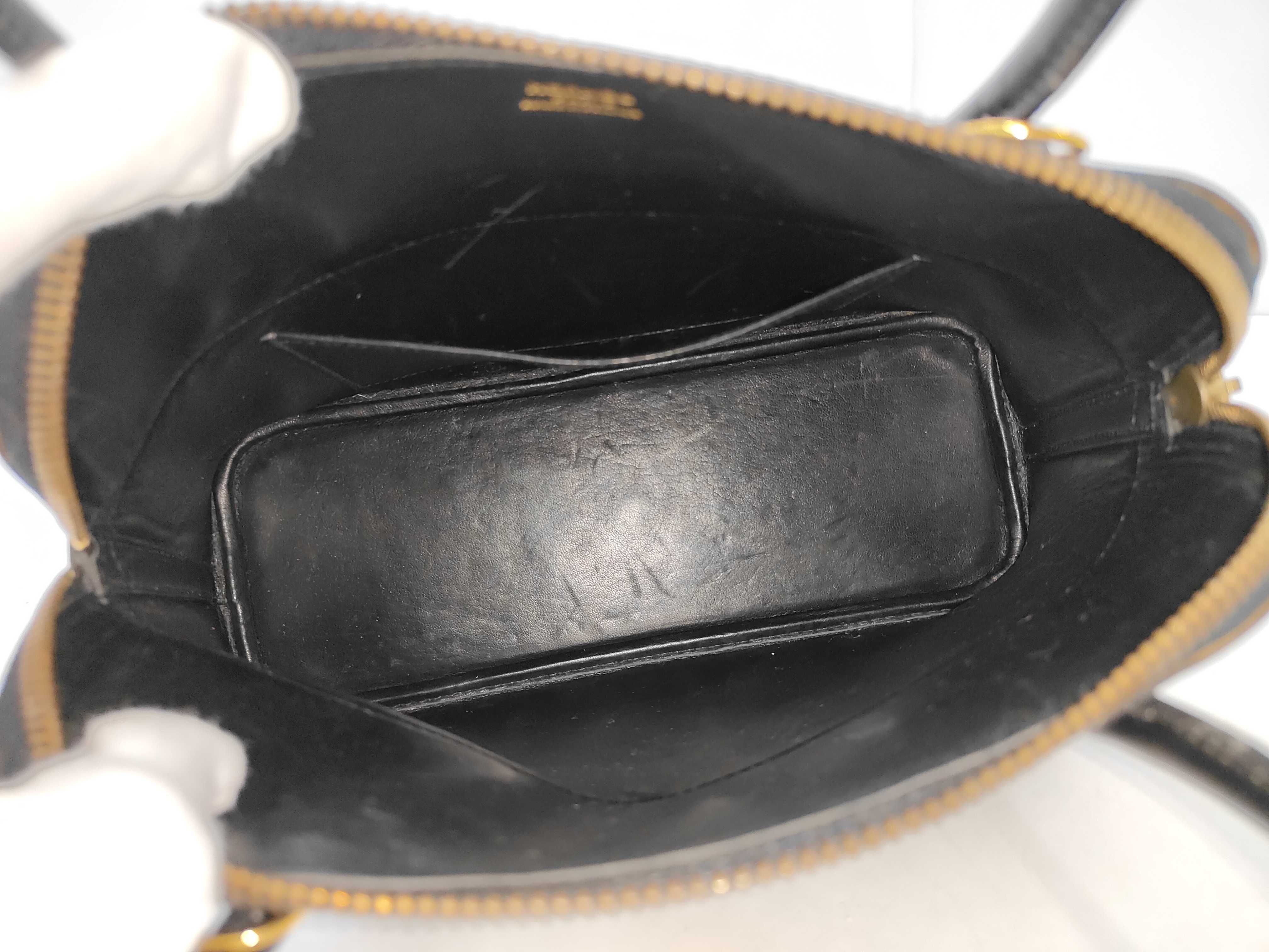 Bolide 25 Black Box Gold Hardware W Handbag — view 9
