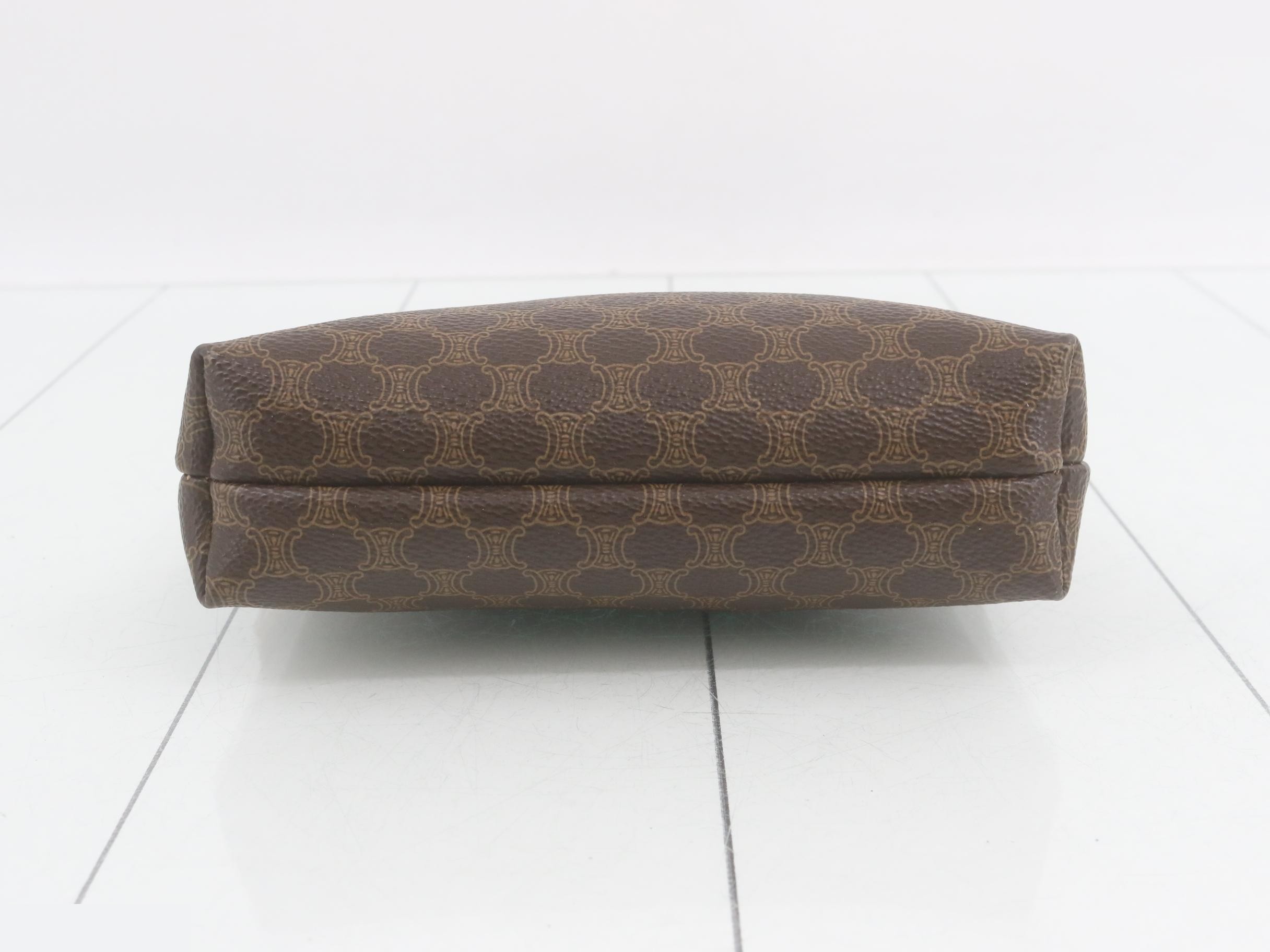 Pouch — view 3