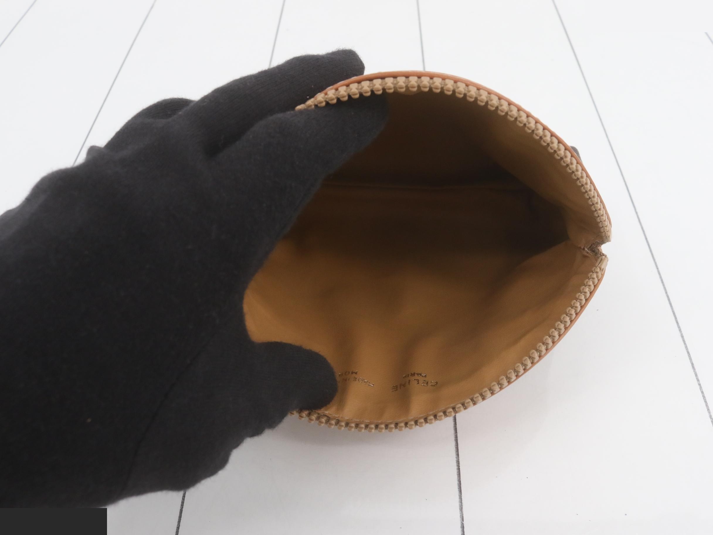Pouch — view 4