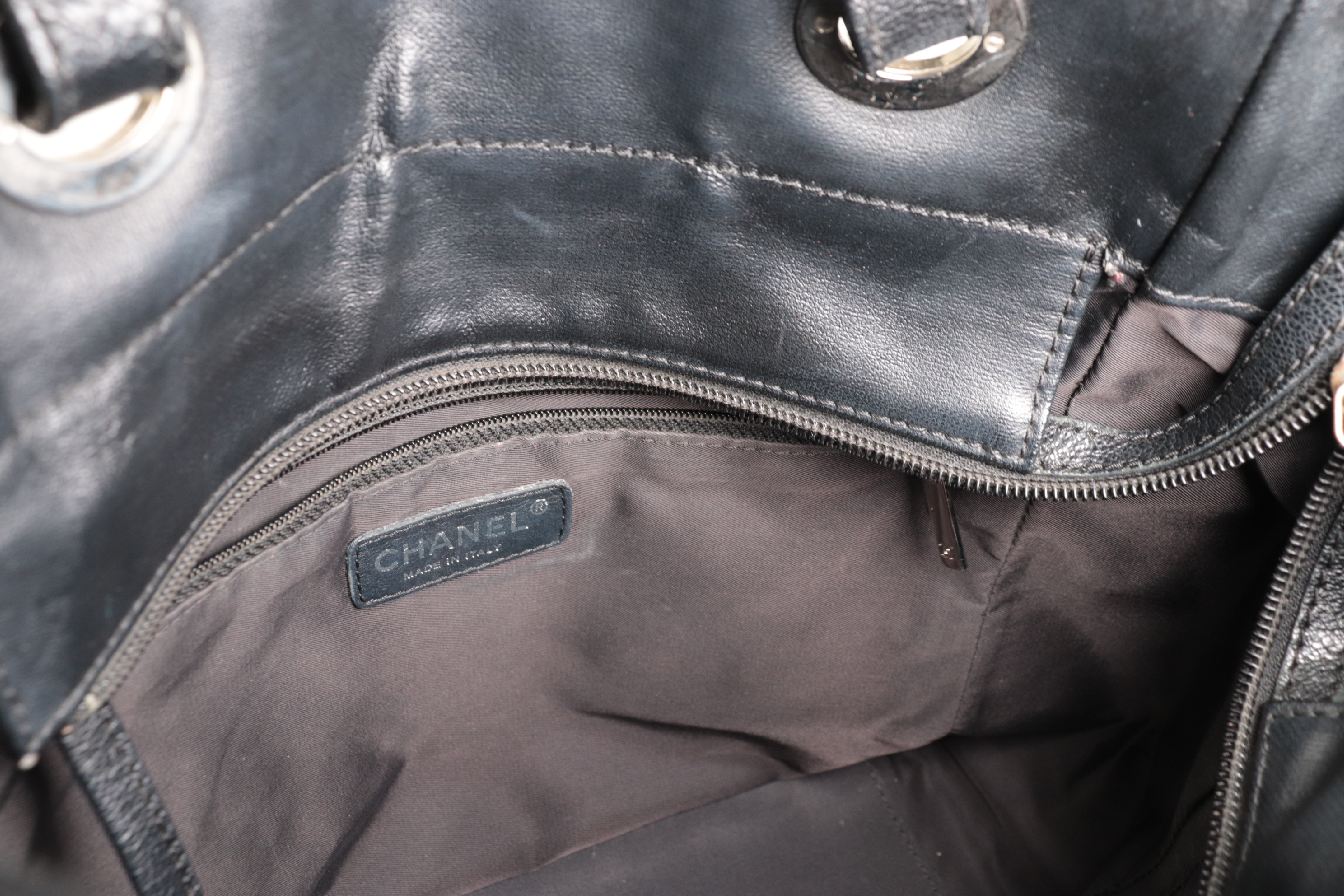 Paris Biarritz PM Tote Bag (No. 10s) — view 7