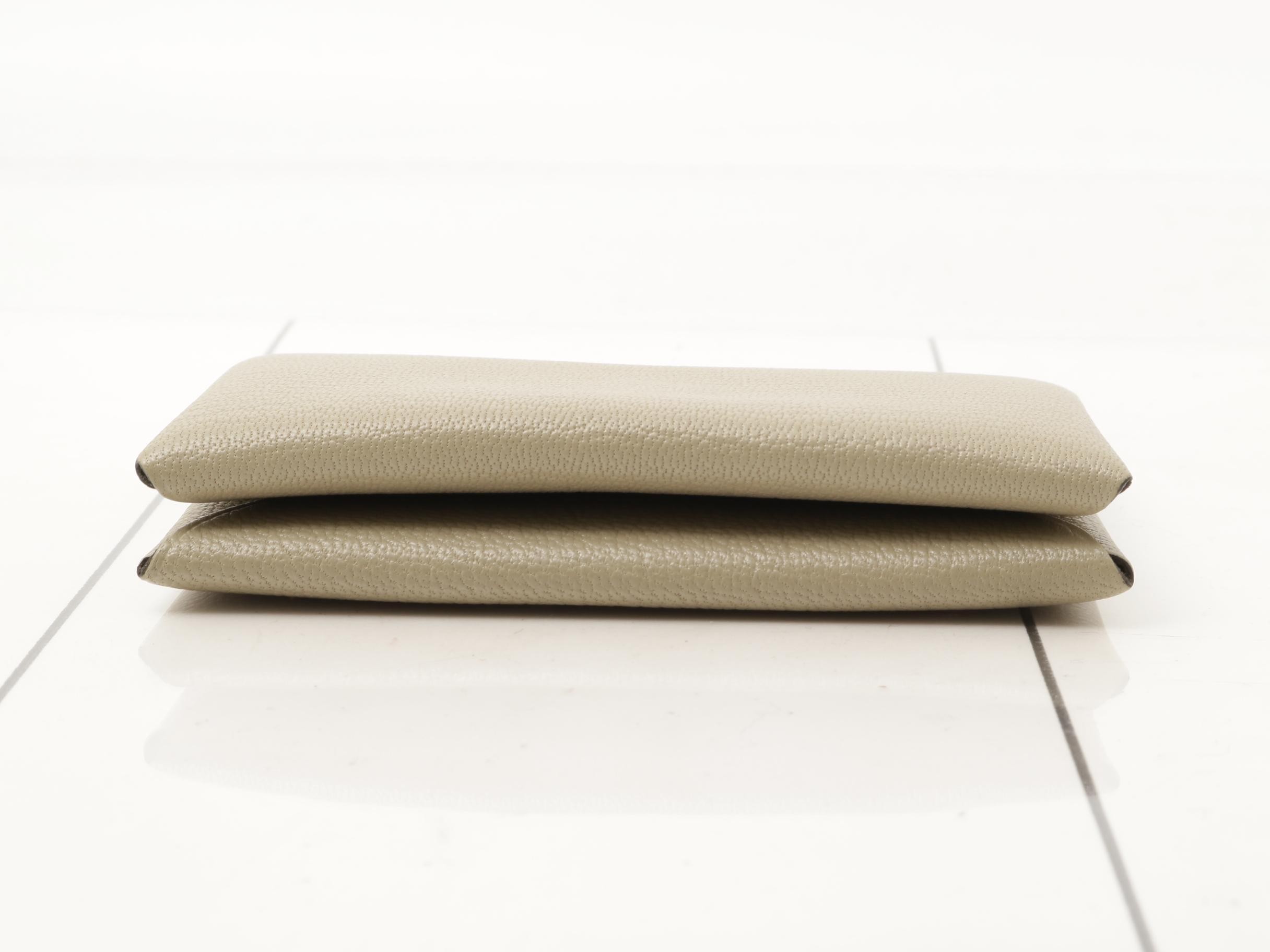 Calvi Card Case, Double Stamp, Chevre Leather, Tourterelle Grey — view 3