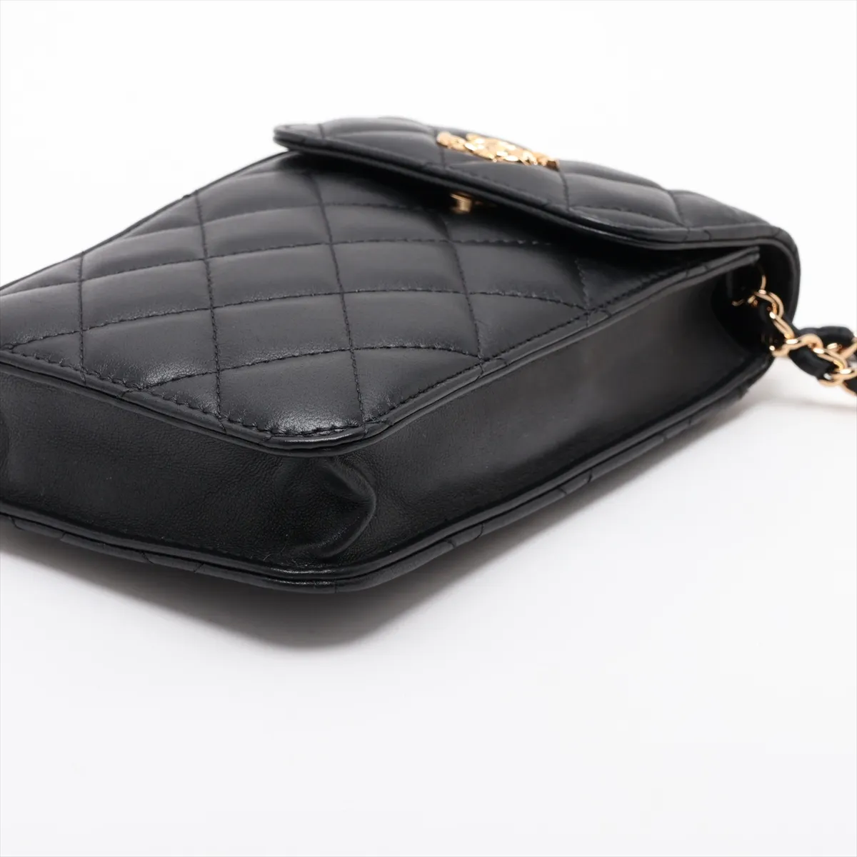 Matelassé Lambskin Chain Shoulder Bag Phone Pouch Black Gold Hardware G66L0LE5 Random Serial Number — view 3
