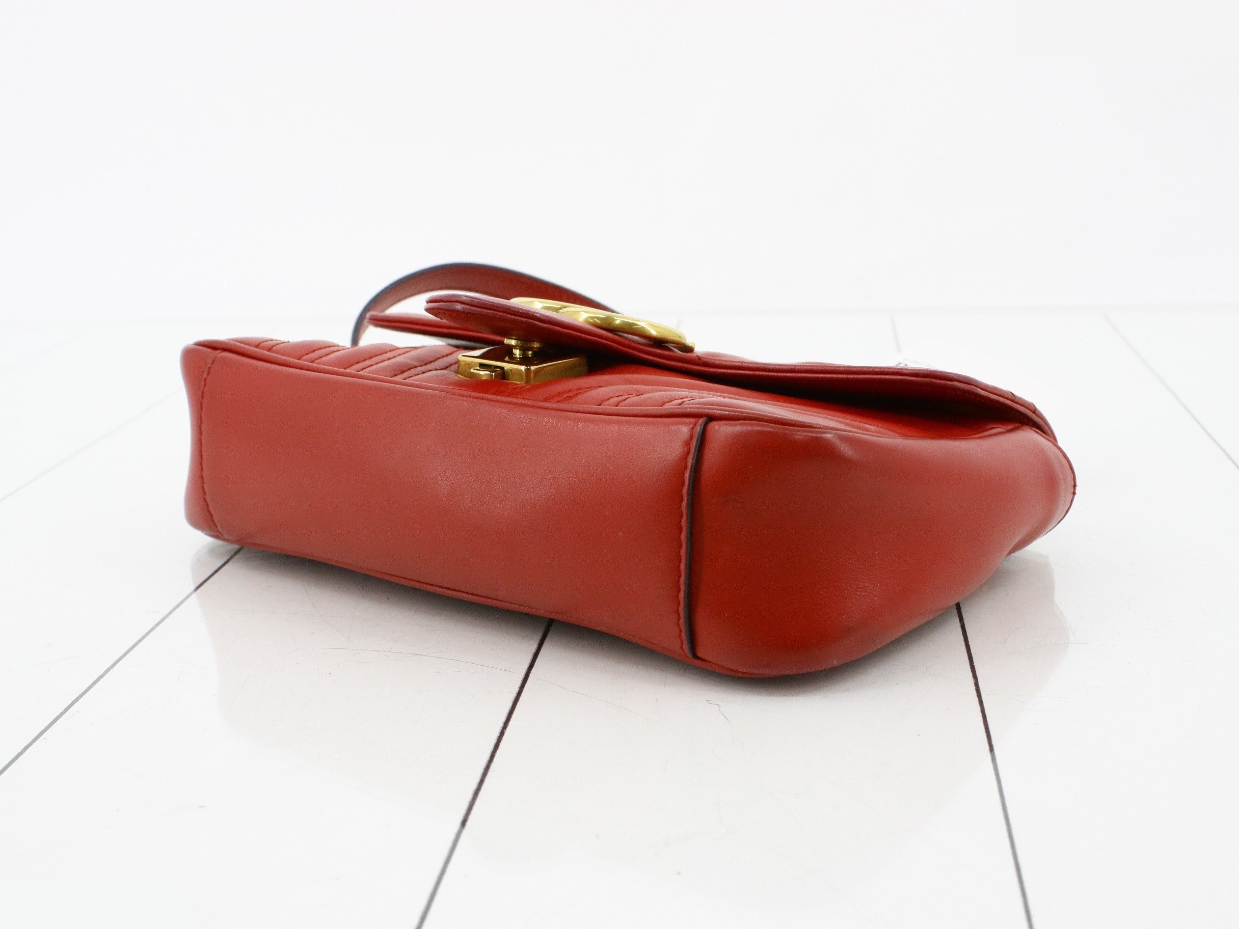 GG Marmont Quilted Shoulder Bag — view 6