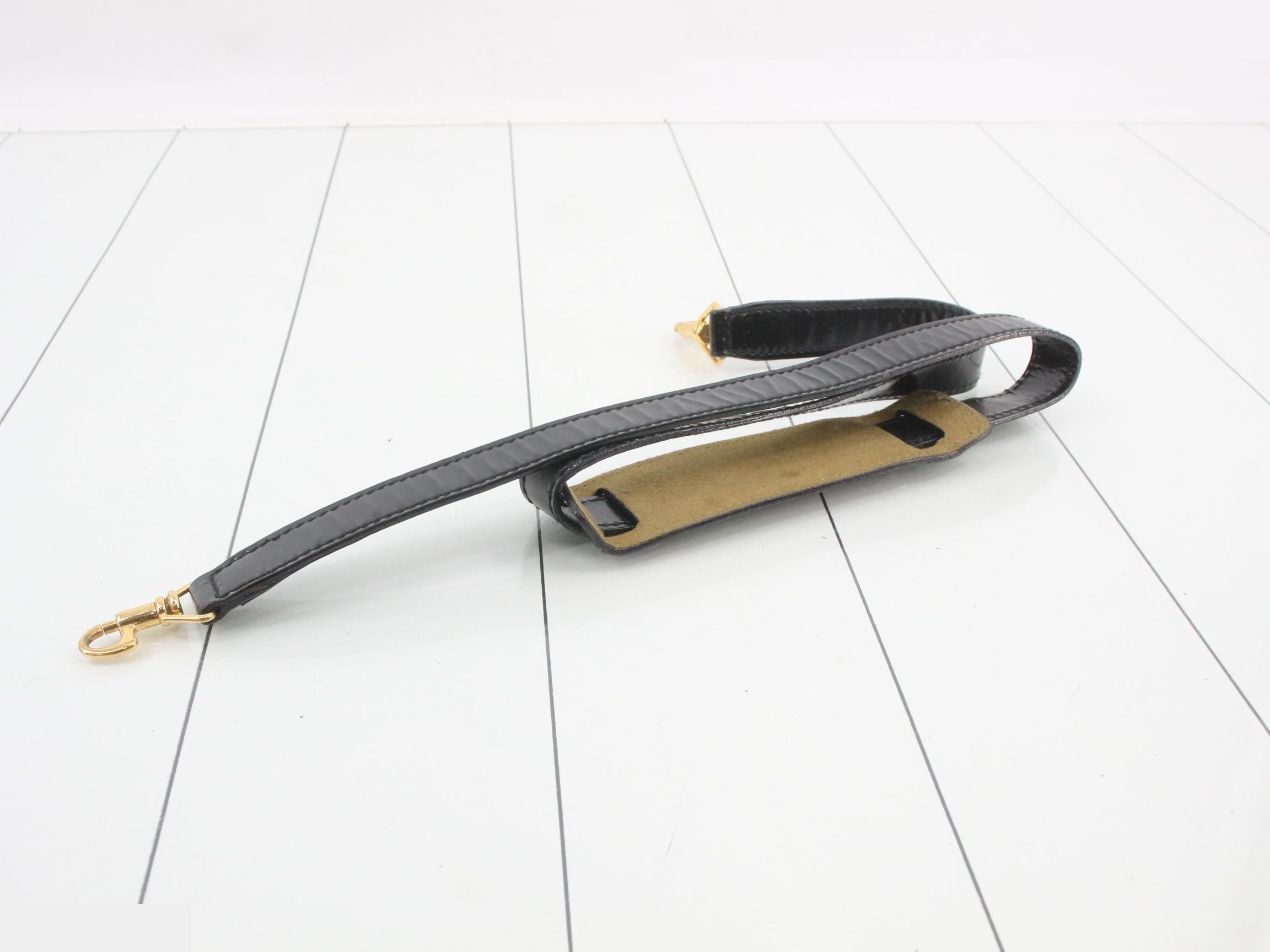 015-1434-3314 Briefcase, Black, Enamel — view 7