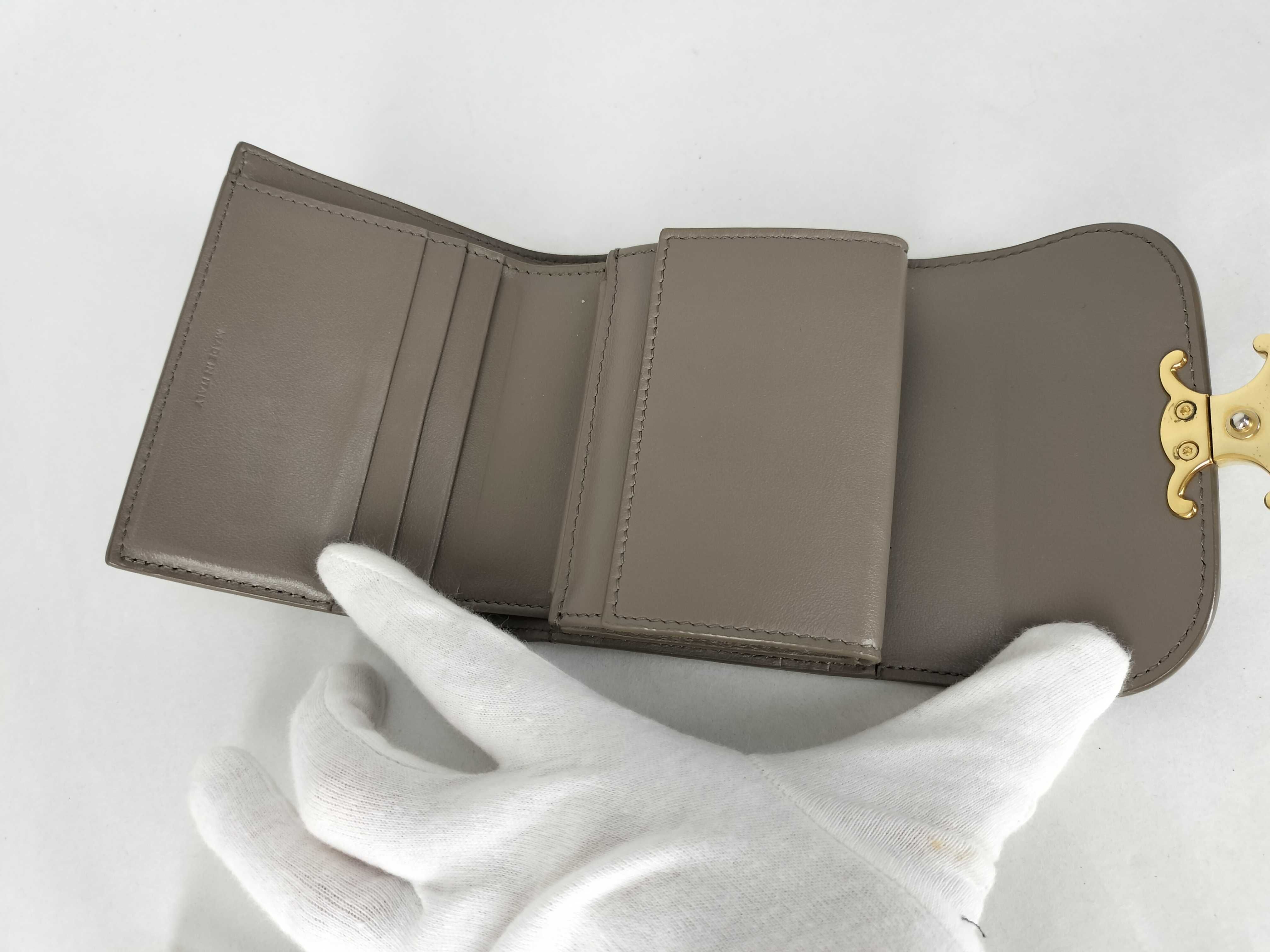 Triomphe Compact Wallet Tri-fold Wallet — view 11