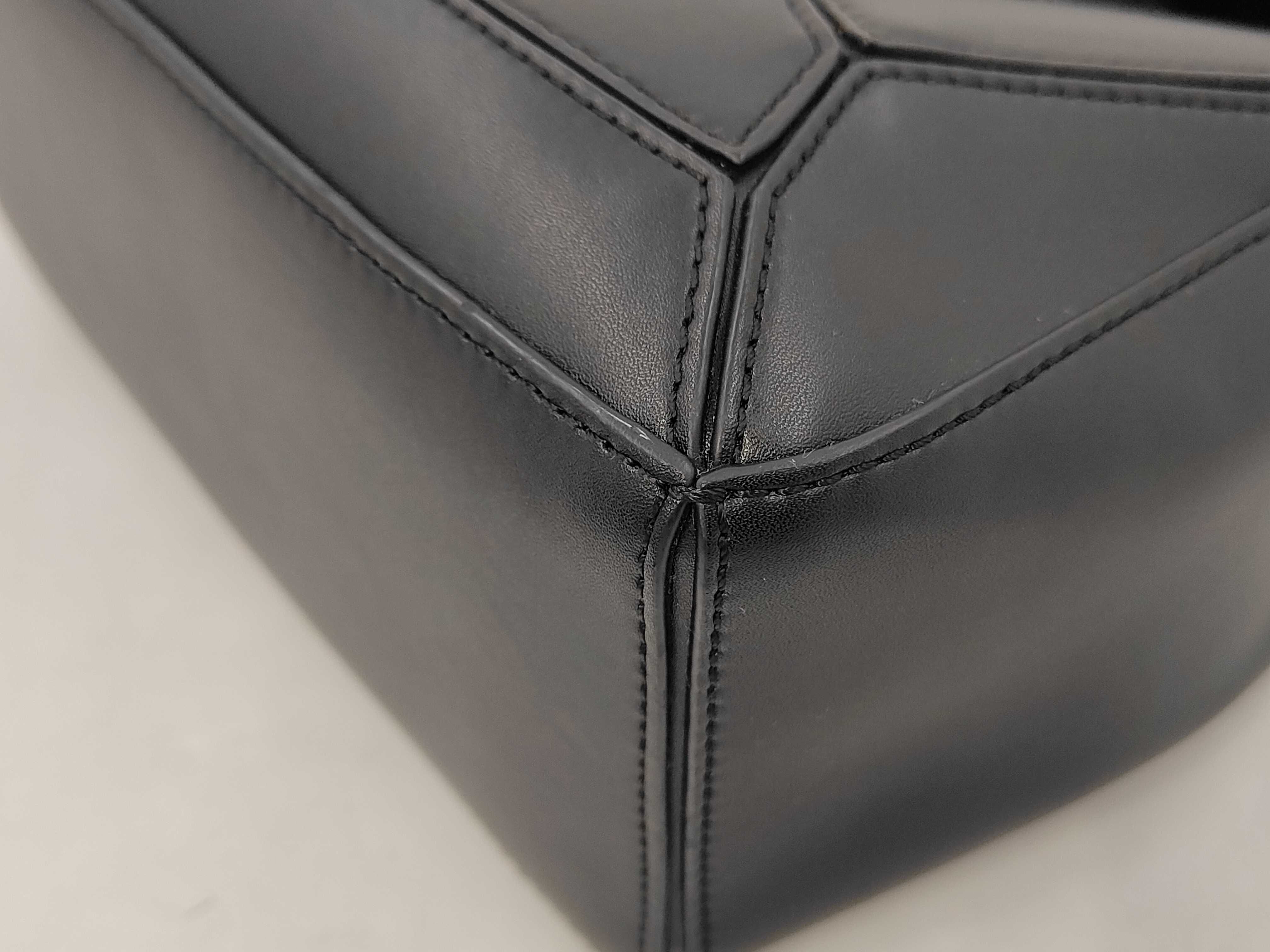Puzzle Bag Small Leather Black Handbag — view 4
