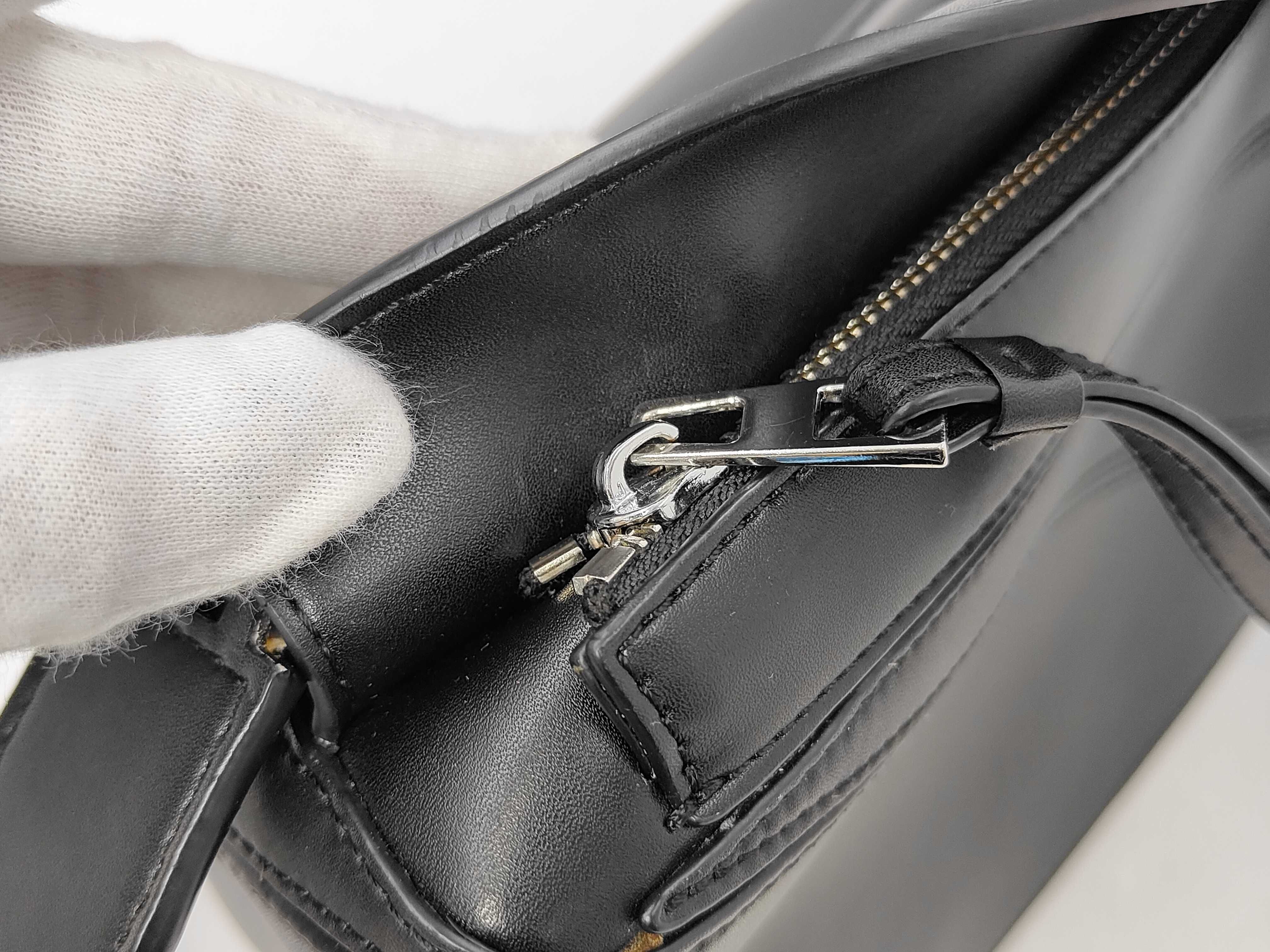 Puzzle Bag Small Leather Black Handbag — view 8