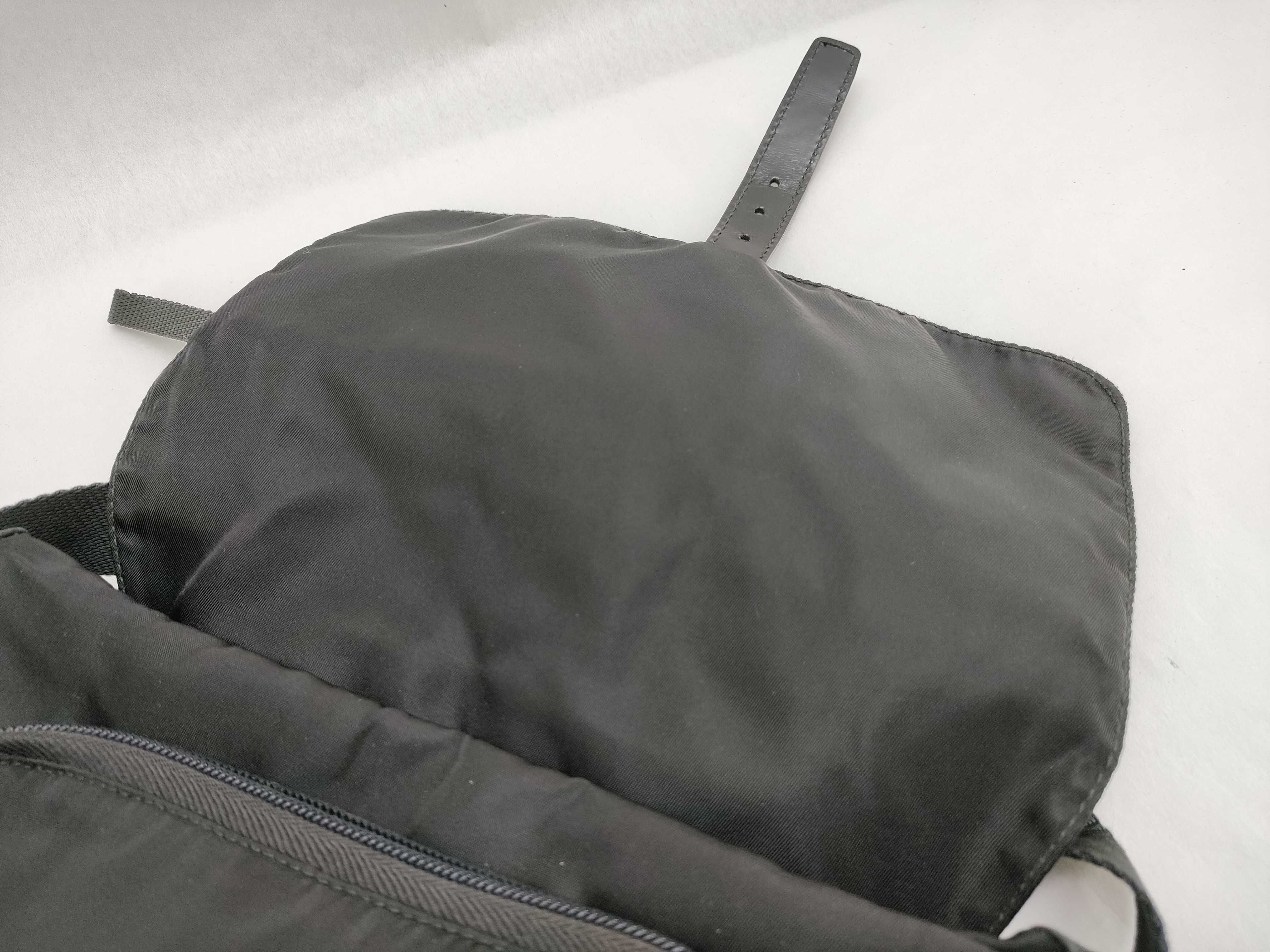 Nylon Shoulder Bag, Triangle Plate, Black Nylon Shoulder Bag — view 9