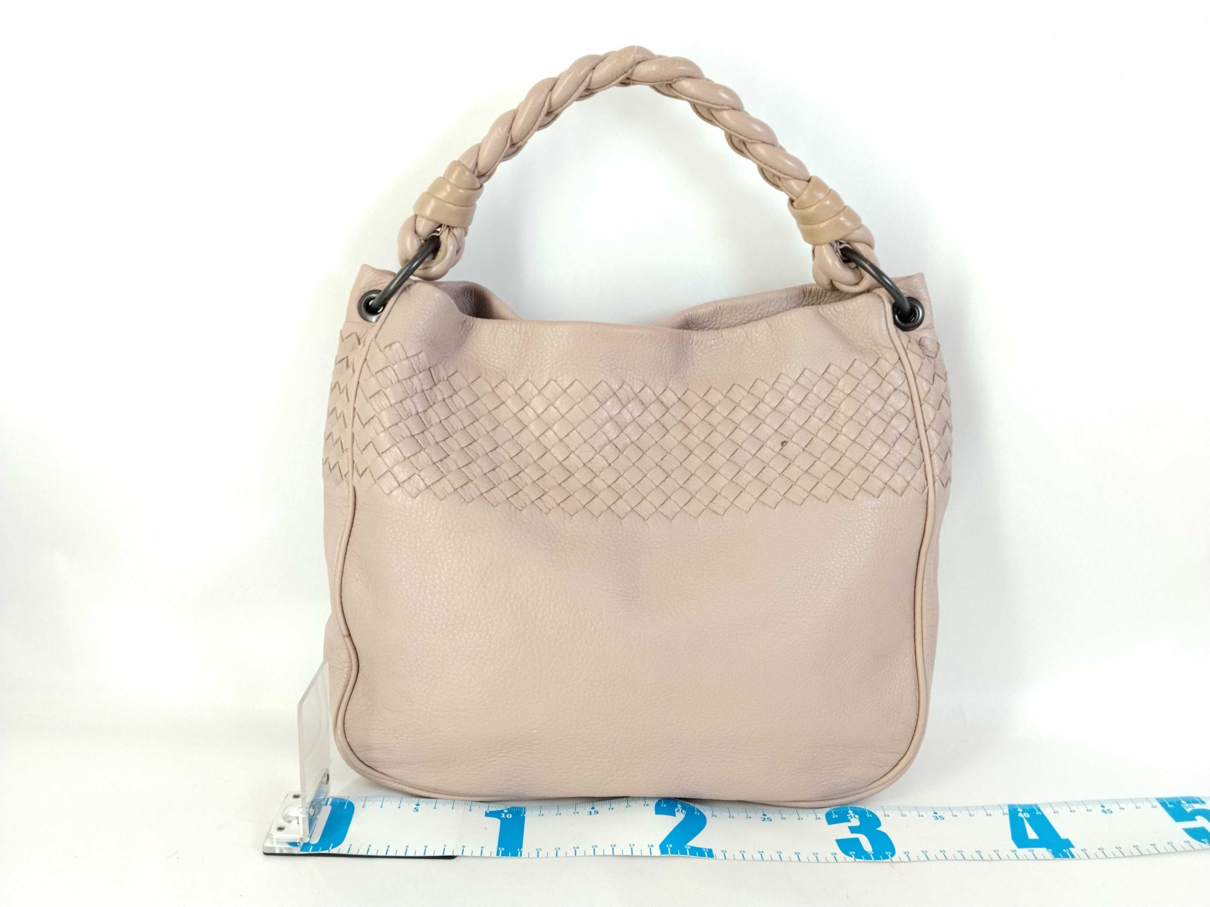 Intrecciato Bottega Veneta One-Shoulder Intrecciato Pink Handbag — view 2