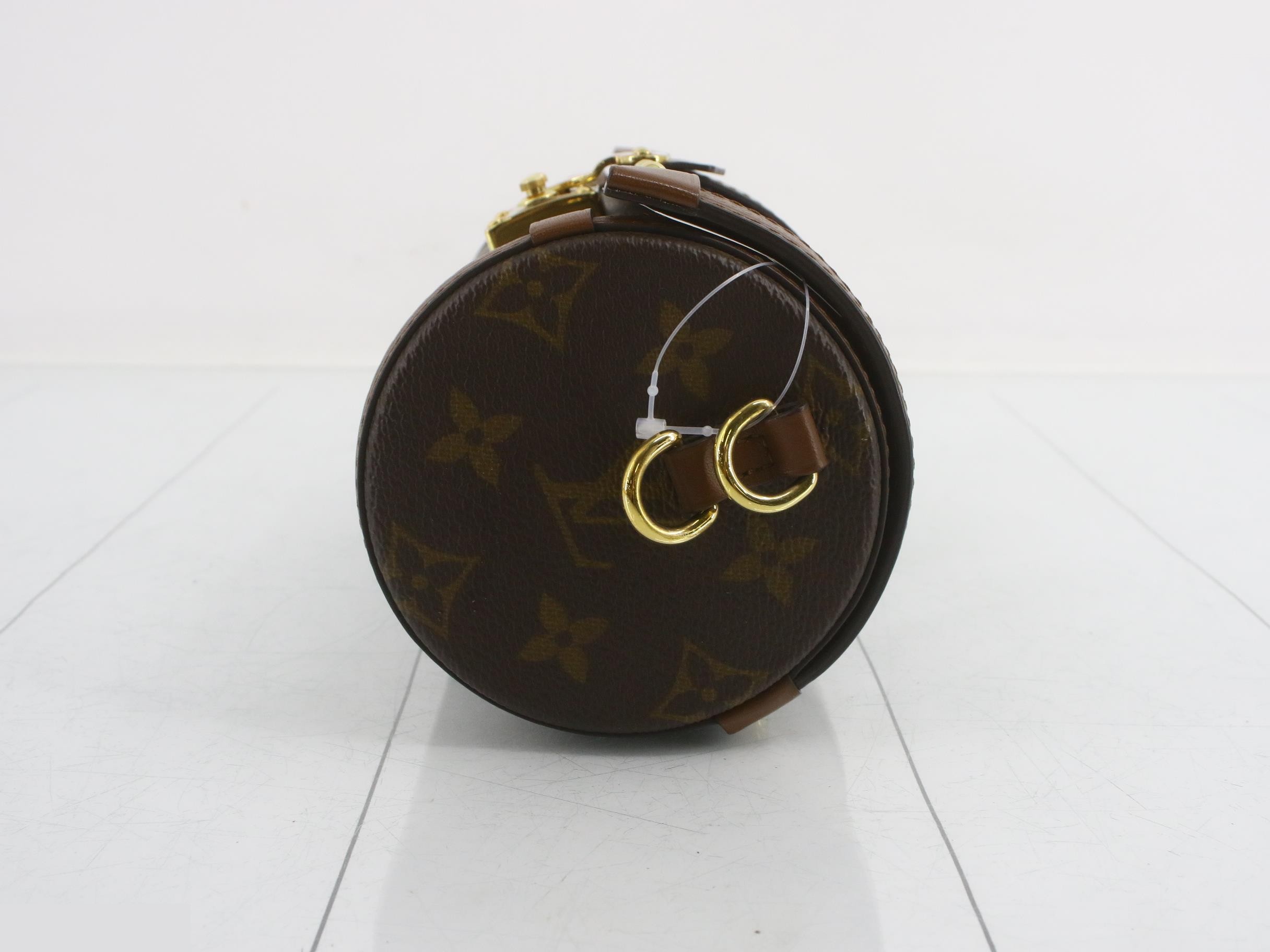 Papillon trunk Regular price ¥532,400 Protective sticker included — view 3