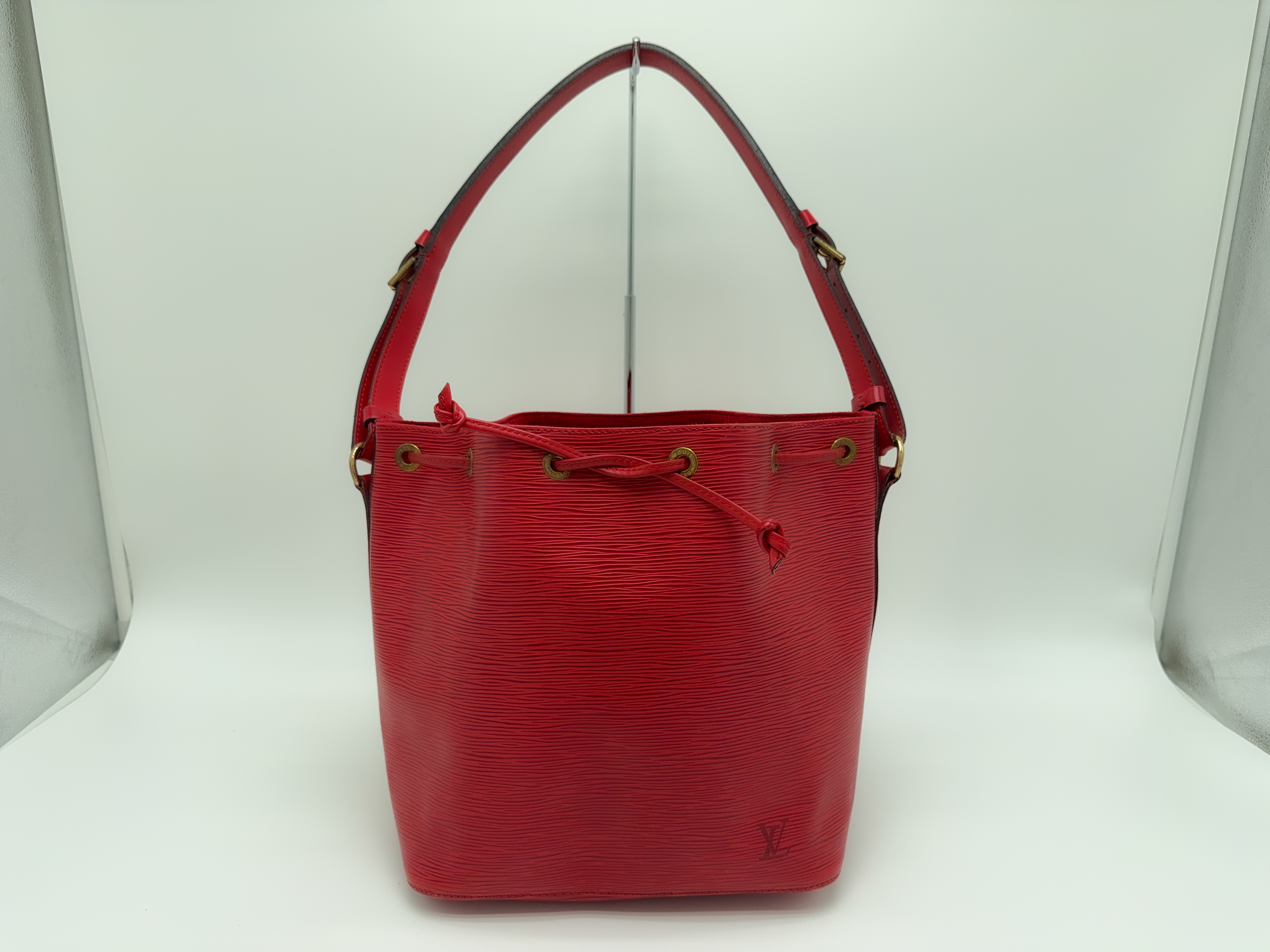 Epi M44107 Petit Noé Castilian Red AR0994 Shoulder Bag