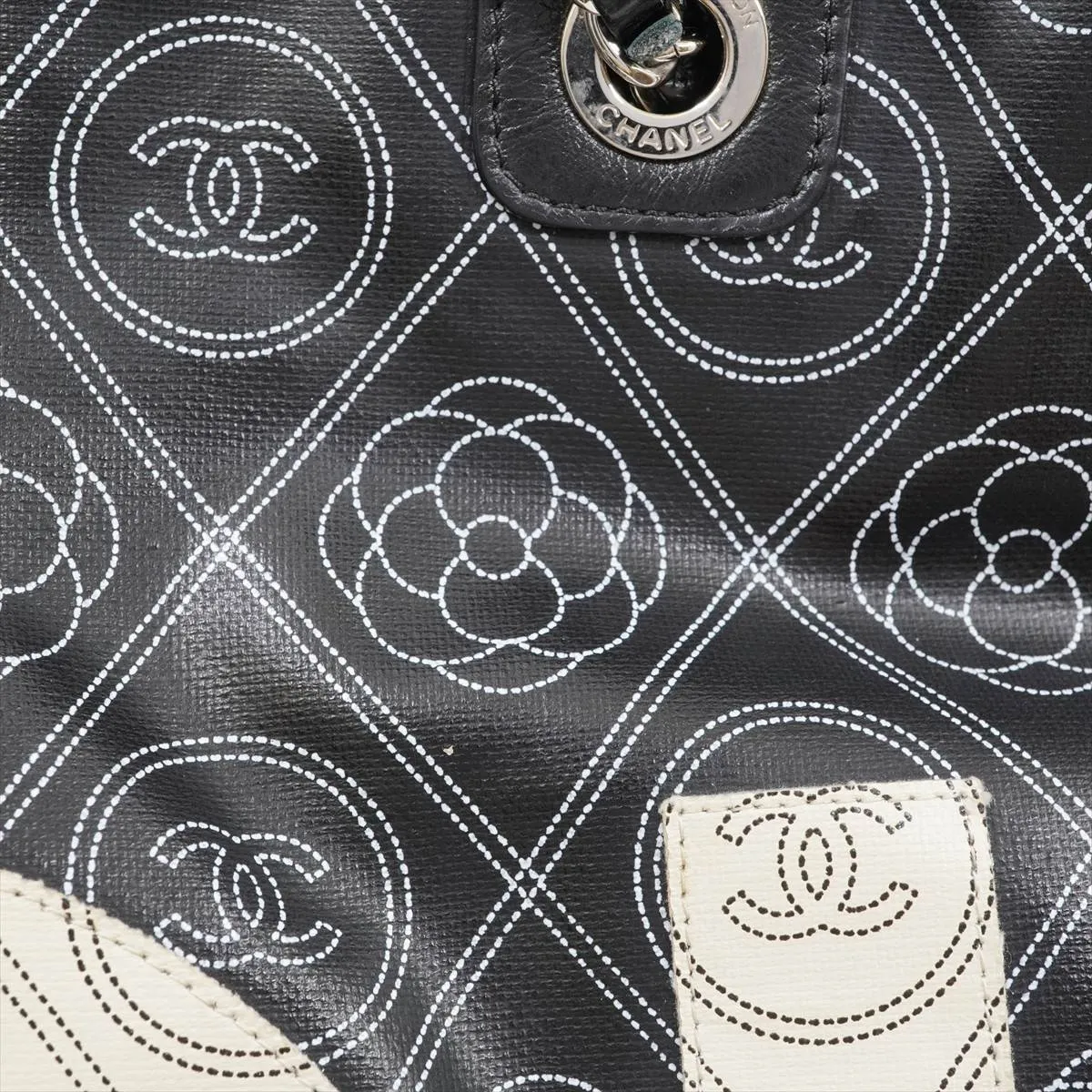 Camellia PVC 2WAY Tote Bag Black x White Silver Hardware 25717511 Storage Bag Included Shopping Tote — view 14