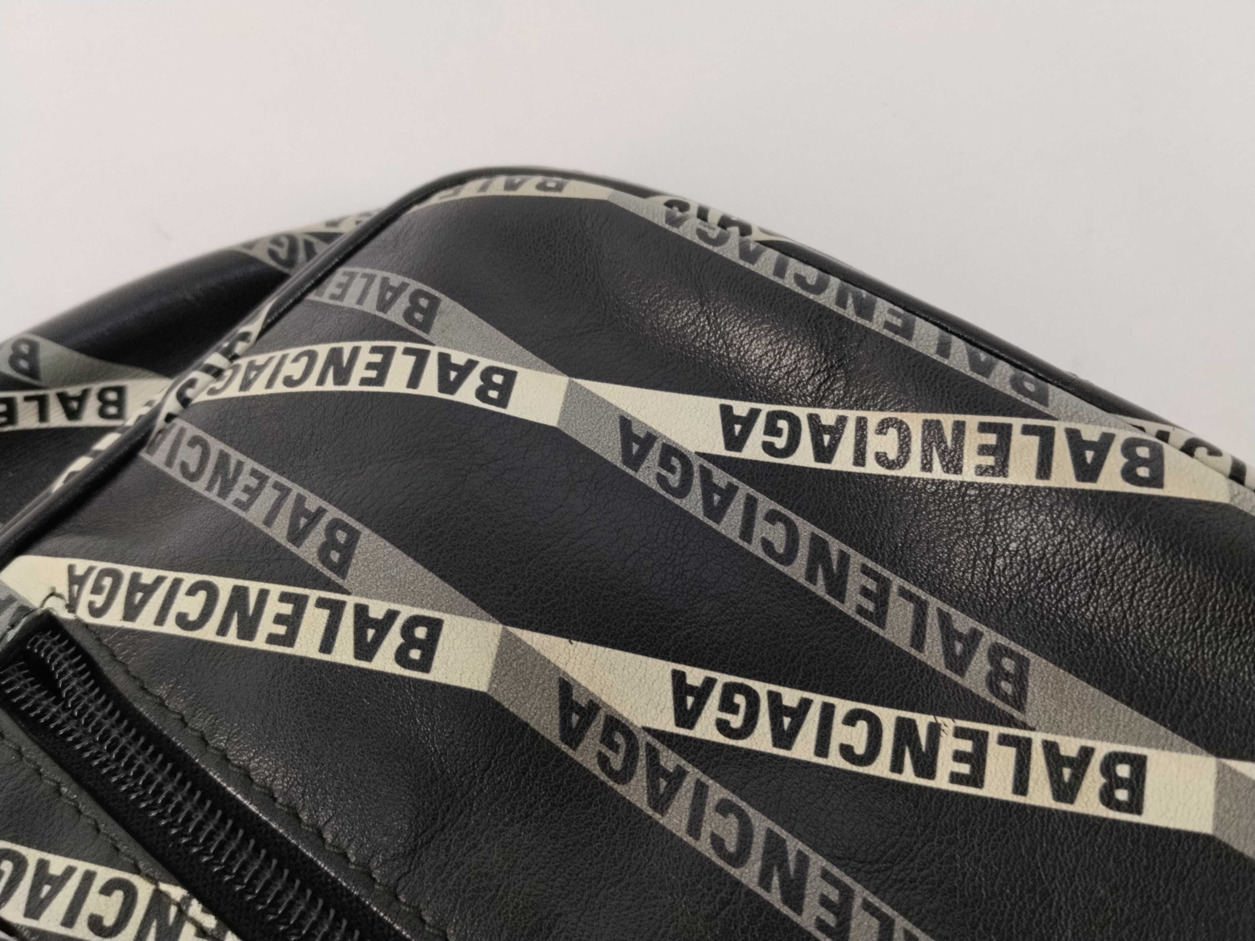 Body Bag Waist Bag — view 13