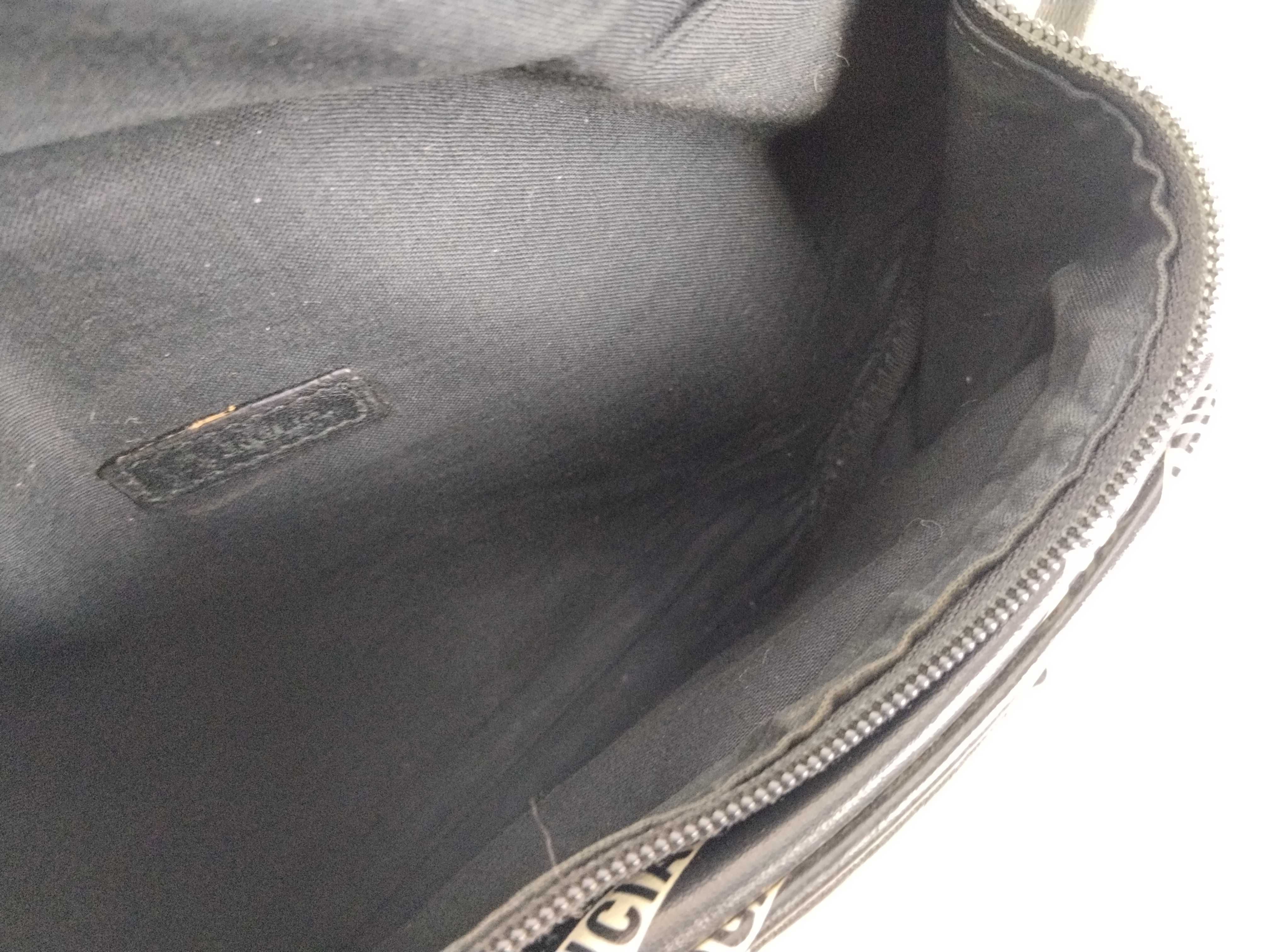 Body Bag Waist Bag — view 10