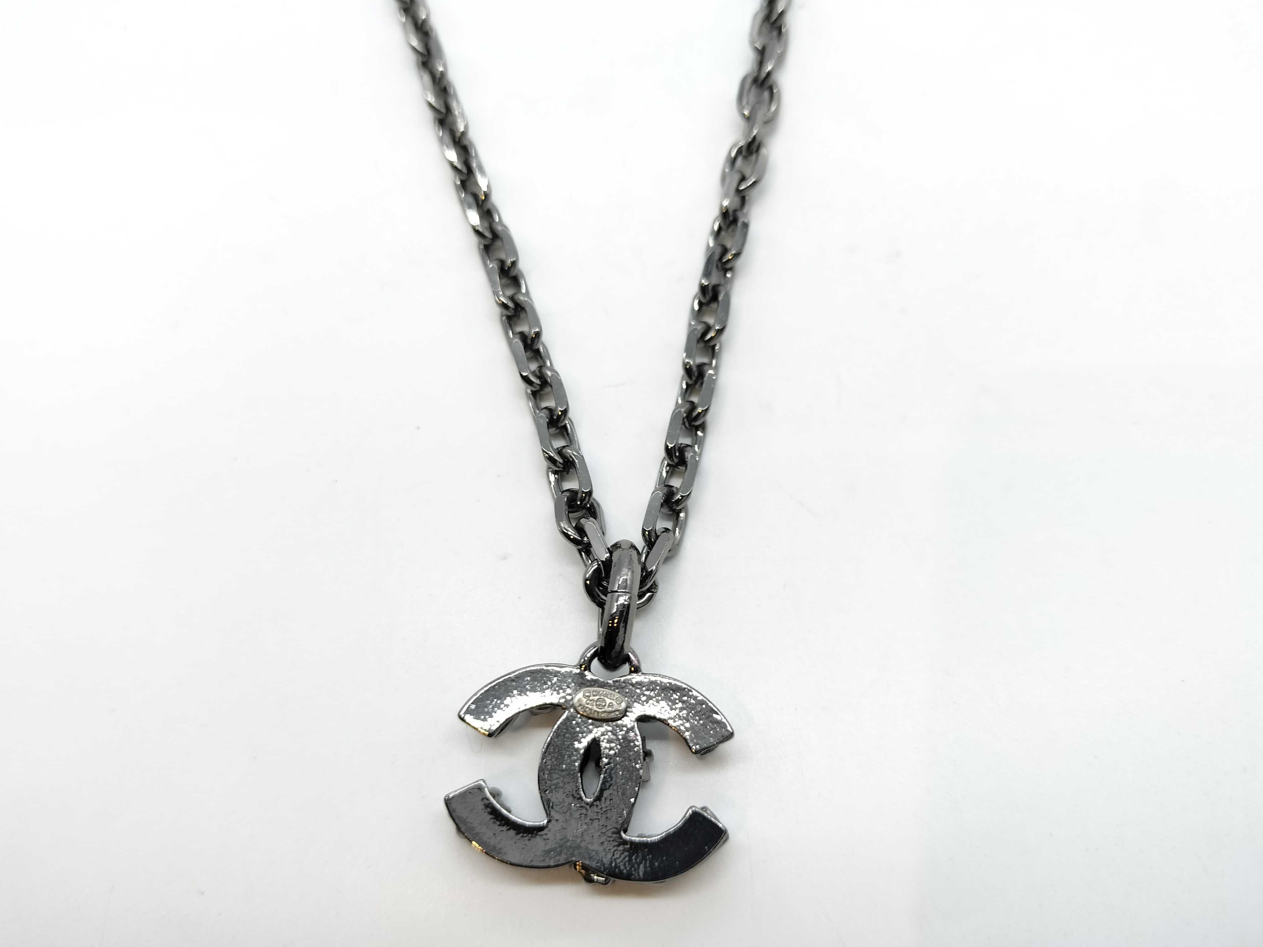 Coco Mark/Rhinestone/Face Pearl/02A Necklace — view 3