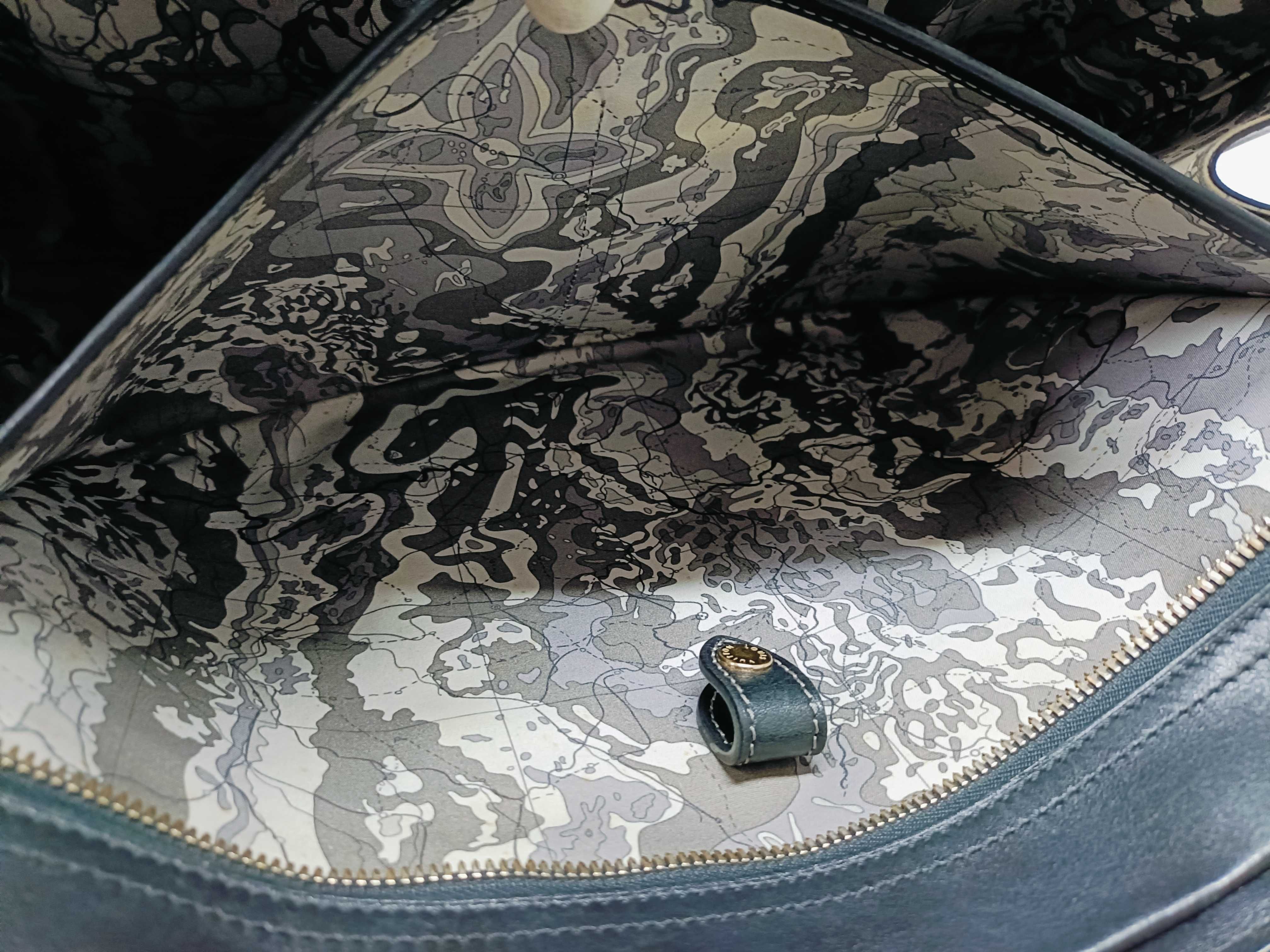 Limited Edition Louis Vuitton LV Cuir Vecchia Business Bag Noir M95694 — view 14