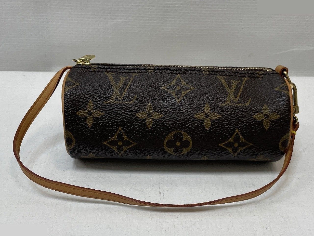 Monogram Papillon 30 handbag, brown, with pouch. — view 9