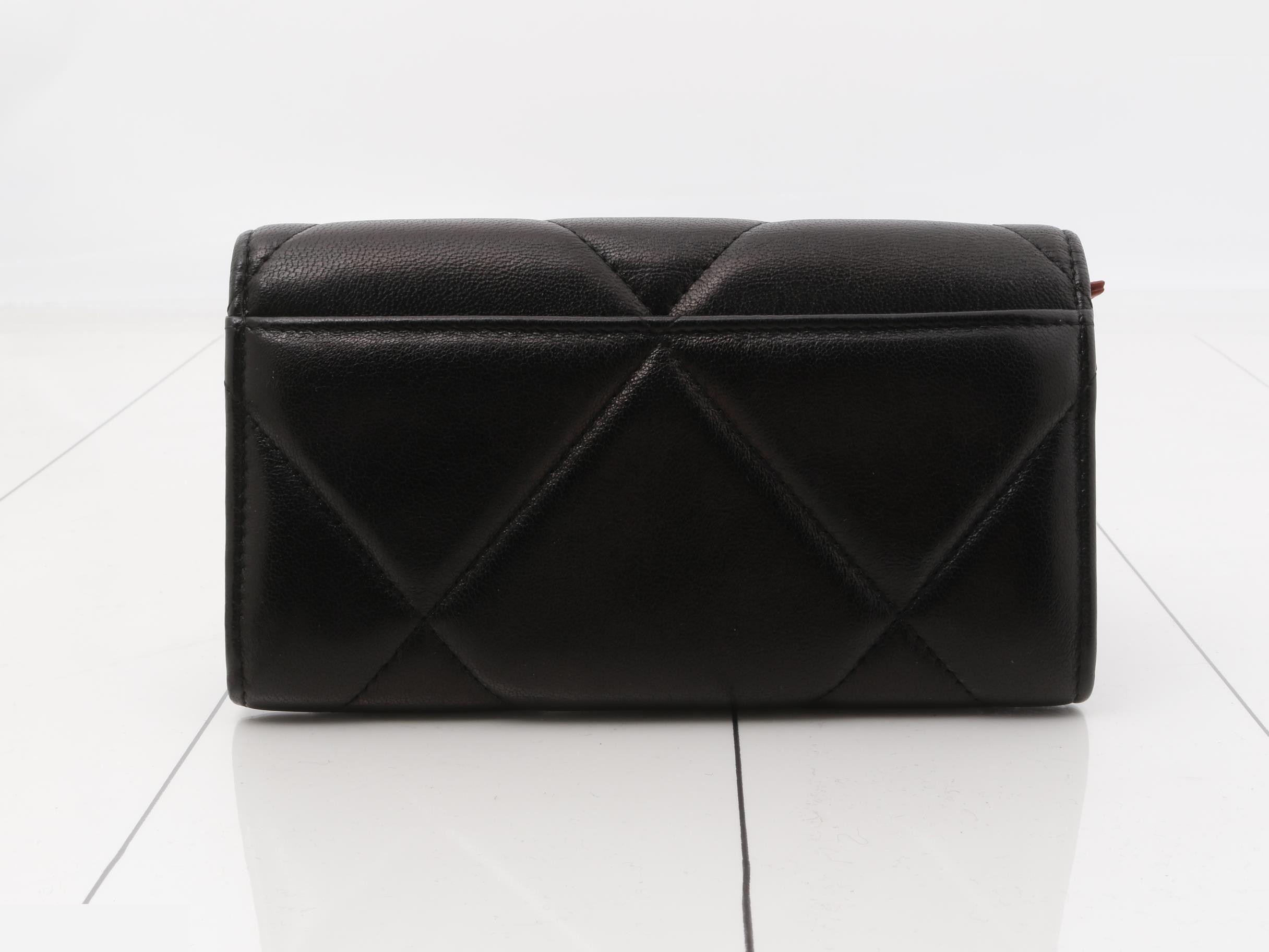 Matelassé 19 Medium Wallet, Lambskin, Black, Serial Number 29, with original sticker. — view 2