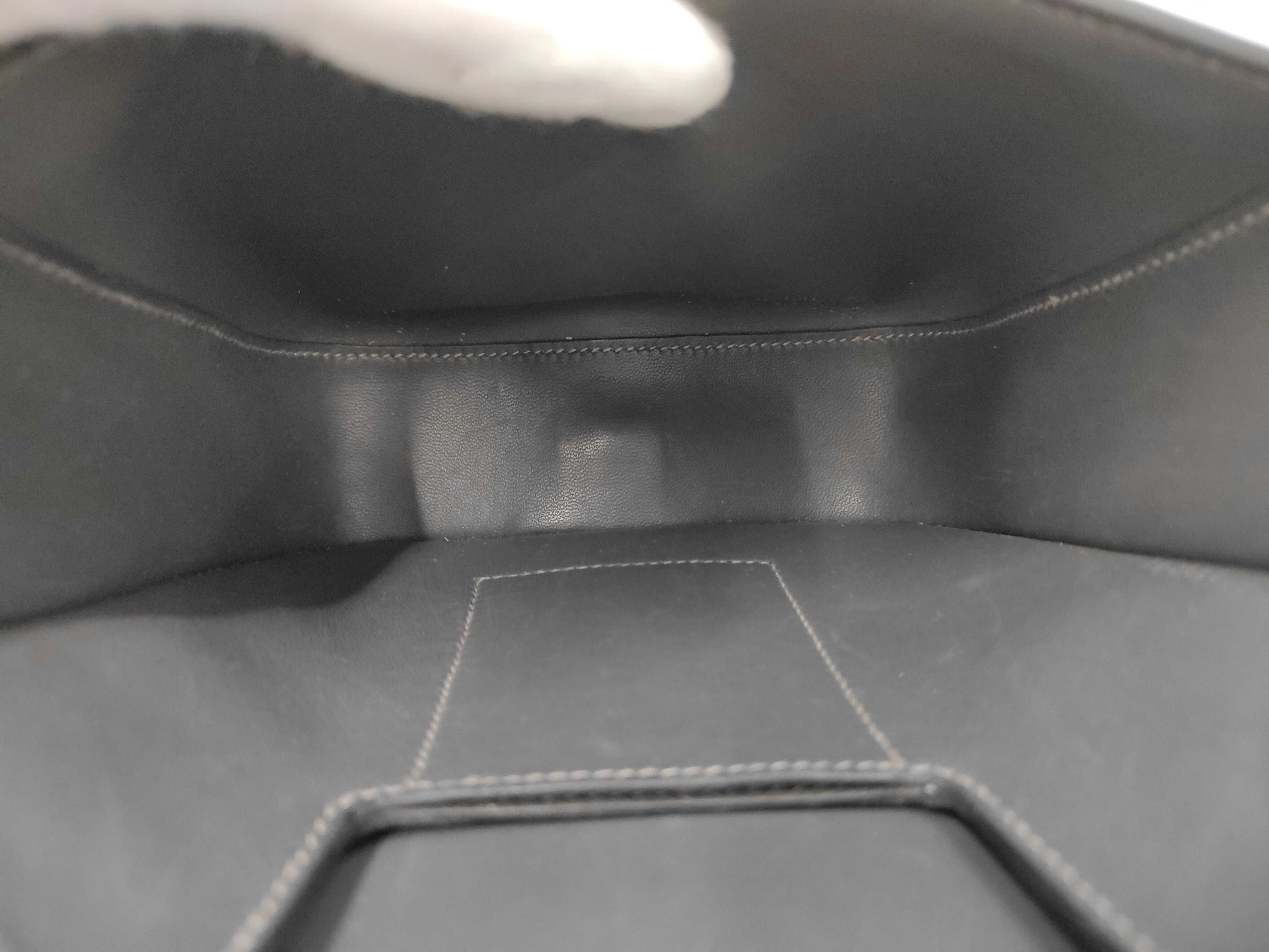 Della Shoulder Bag — view 9