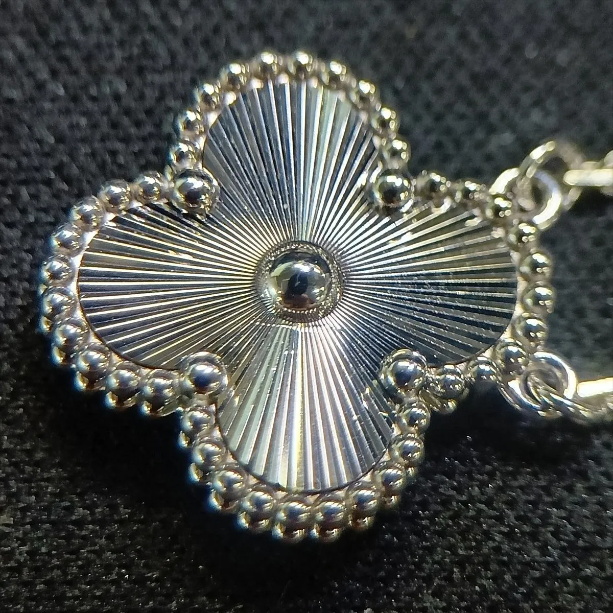 Vintage Alhambra Guilloché Necklace 750 (WG) 7.2g JF743263 — view 6