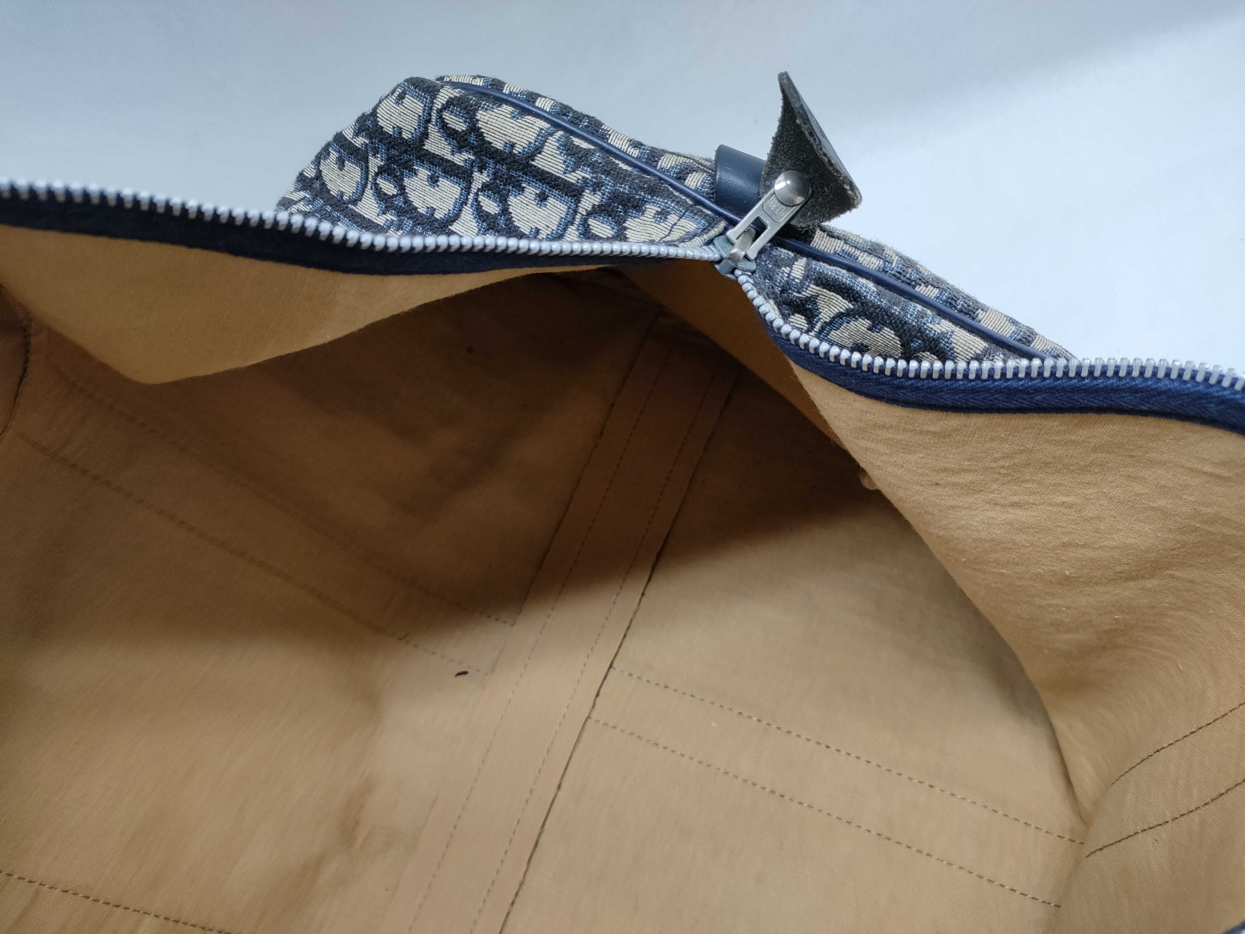 Trotter Boston Bag — view 9