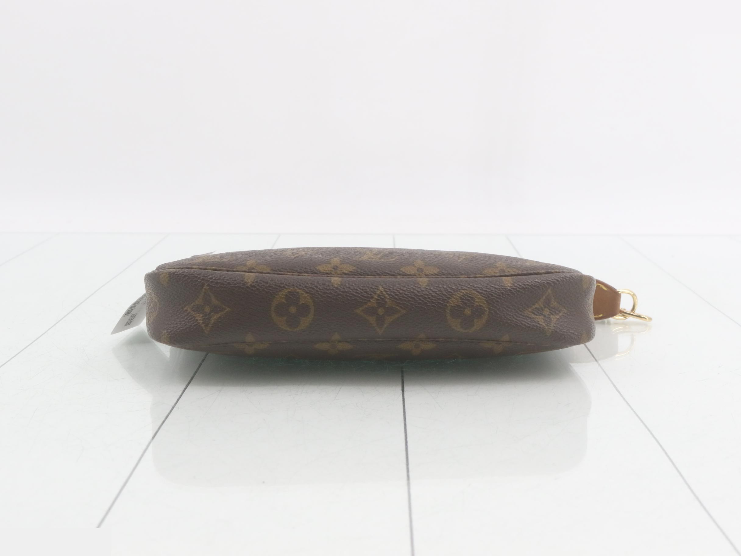 Pochette Accessoires (old model) — view 3