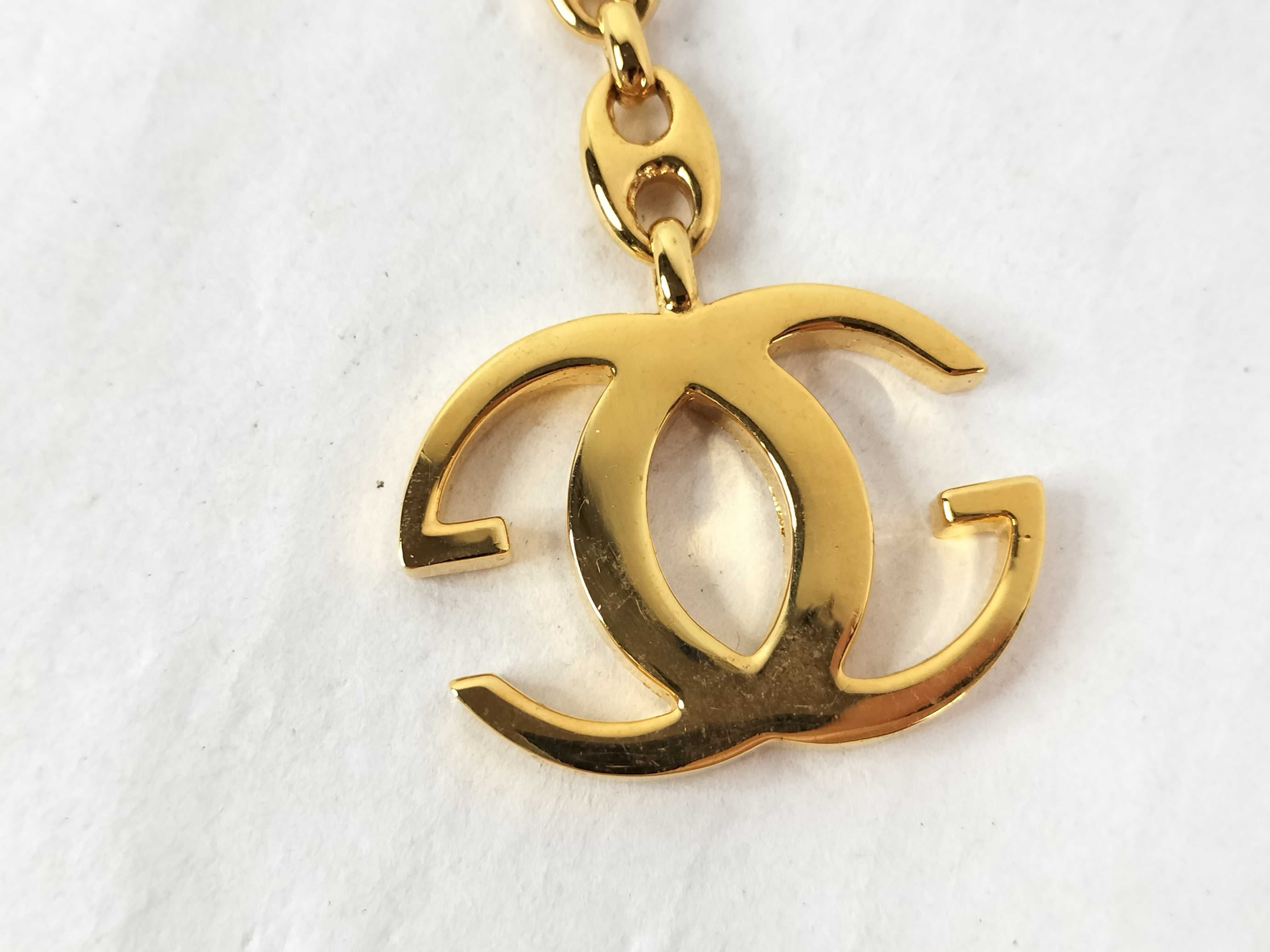 Keychain Gold Key Case/Keychain — view 2