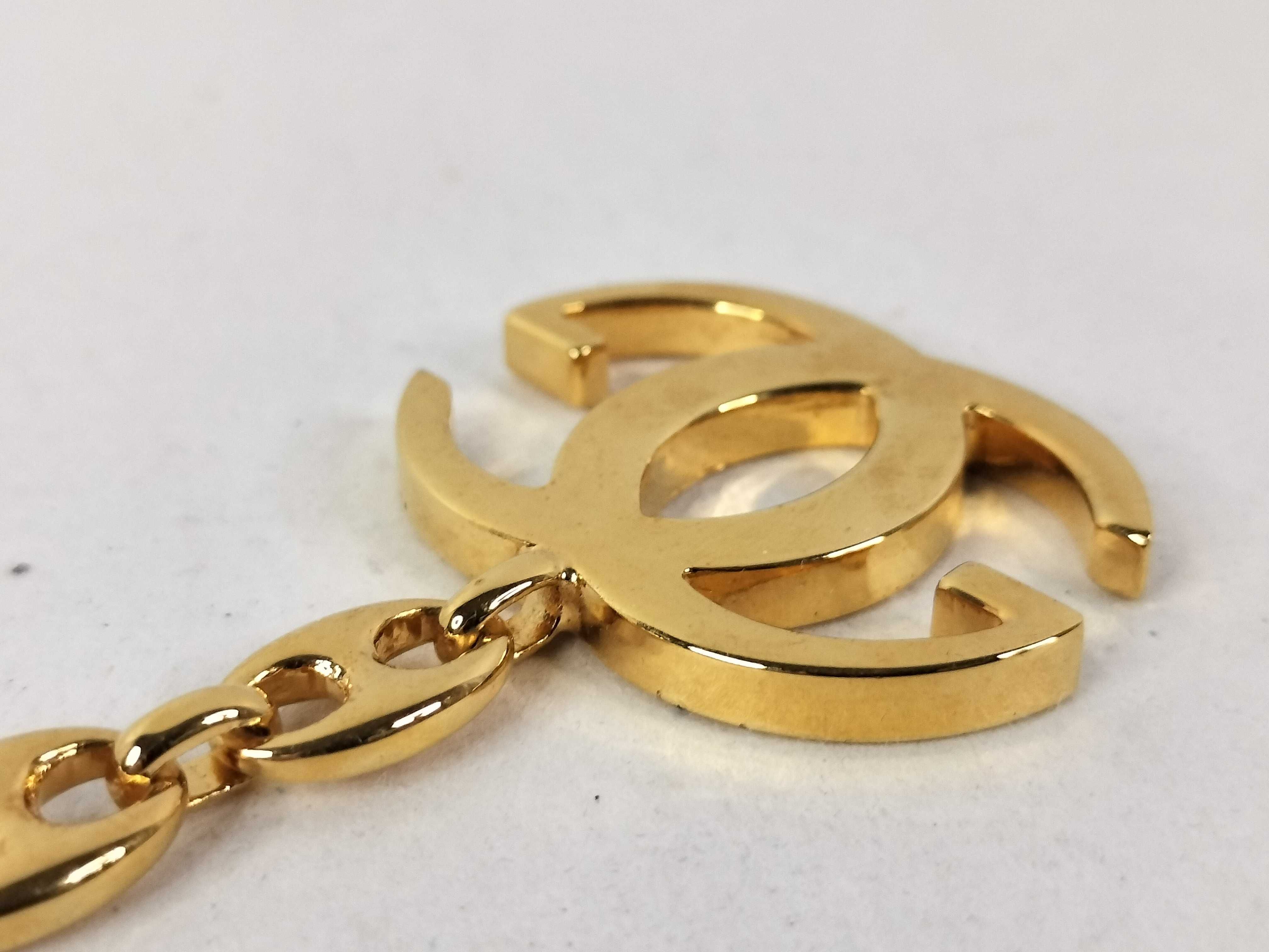 Keychain Gold Key Case/Keychain — view 4