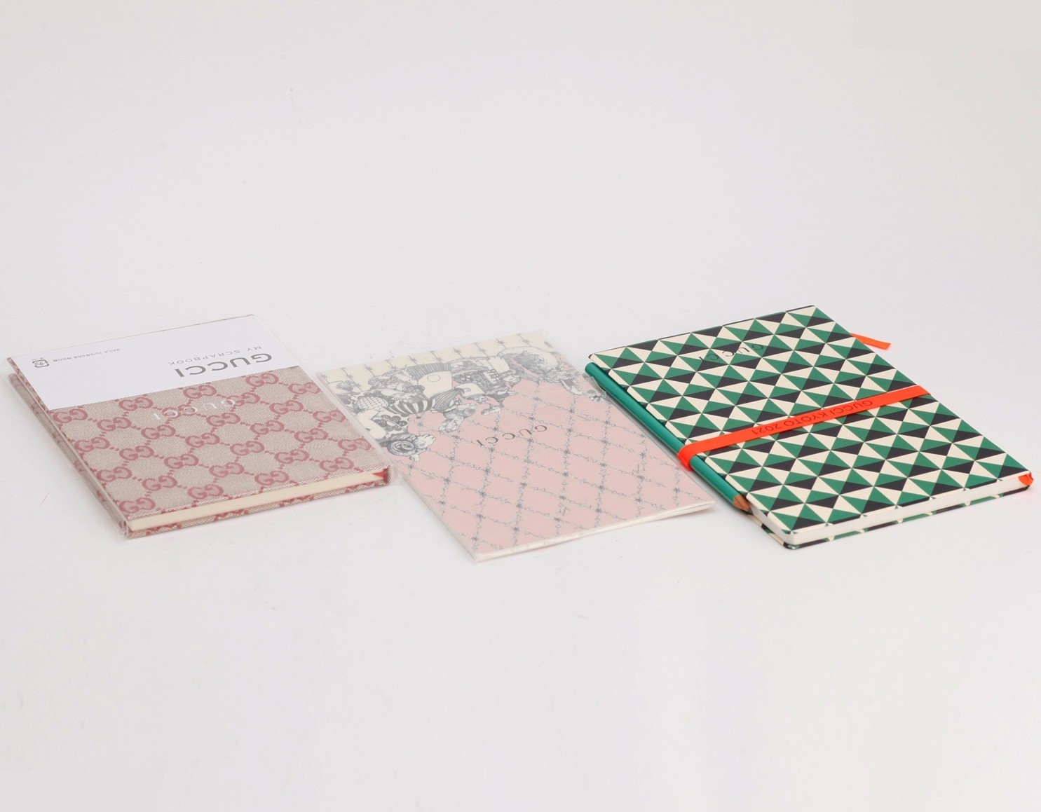 Unused: 3 notebooks & 1 pencil - Novelty item — view 3