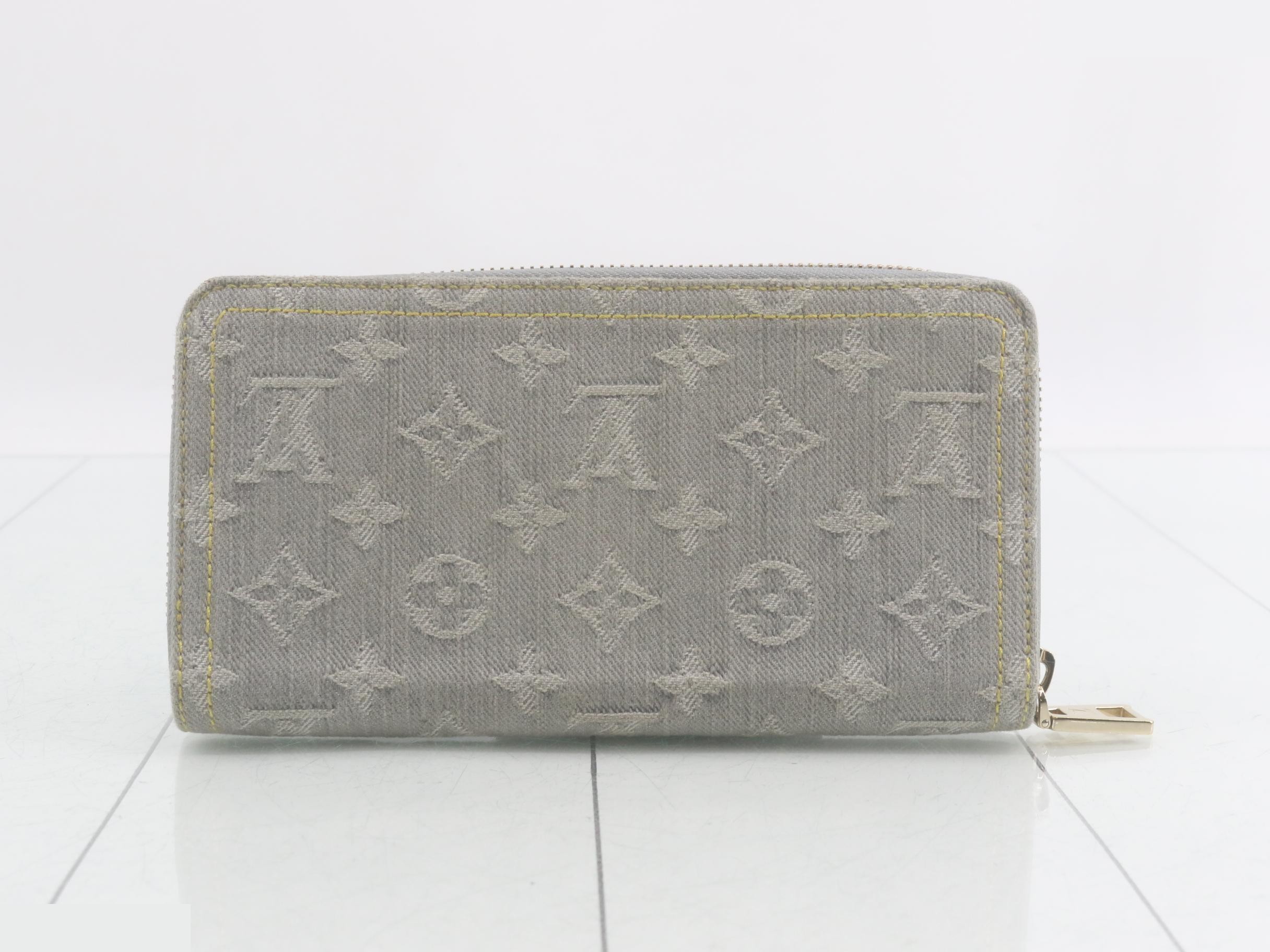 Denim Zippy Wallet — view 2