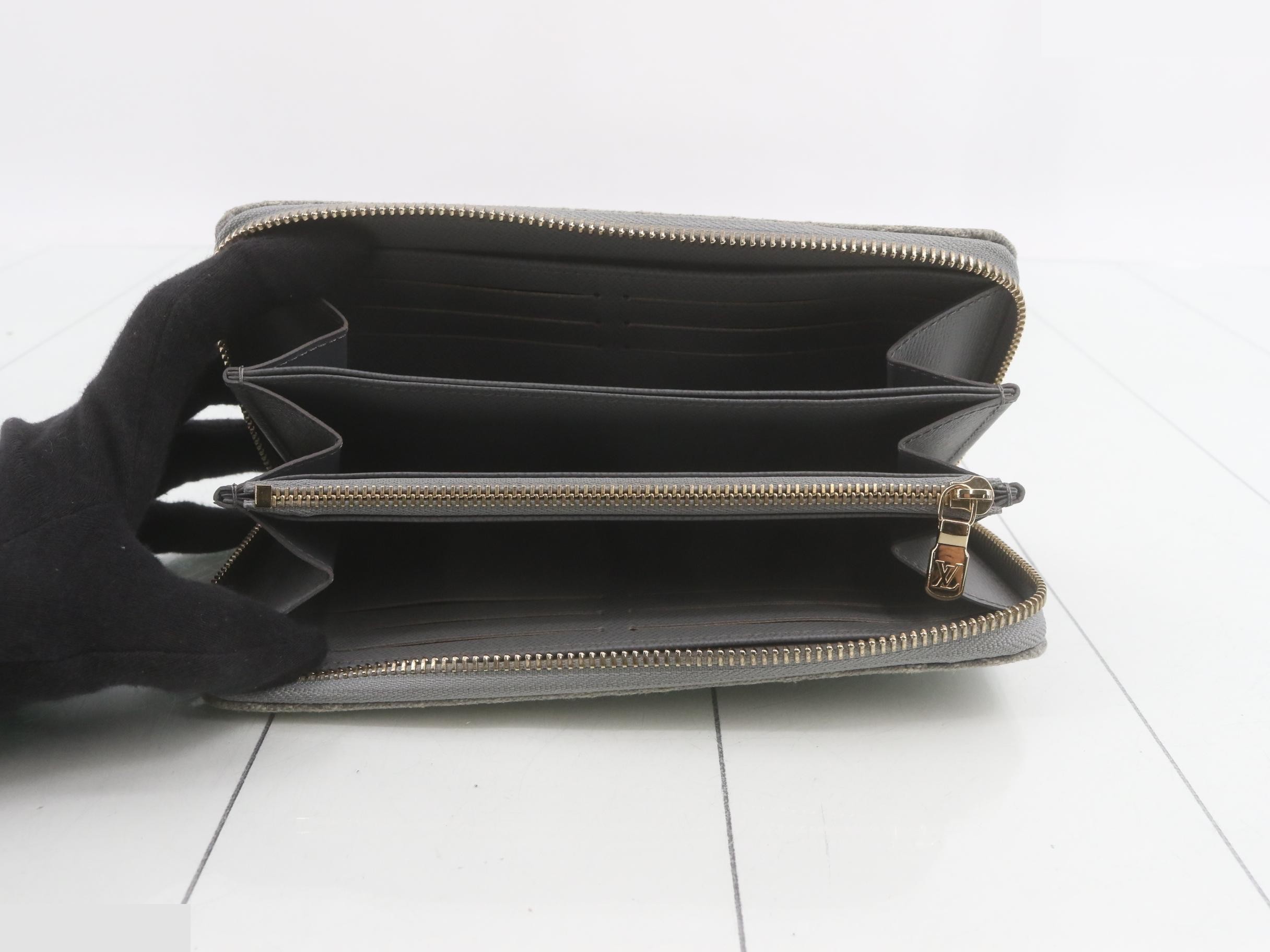 Denim Zippy Wallet — view 4